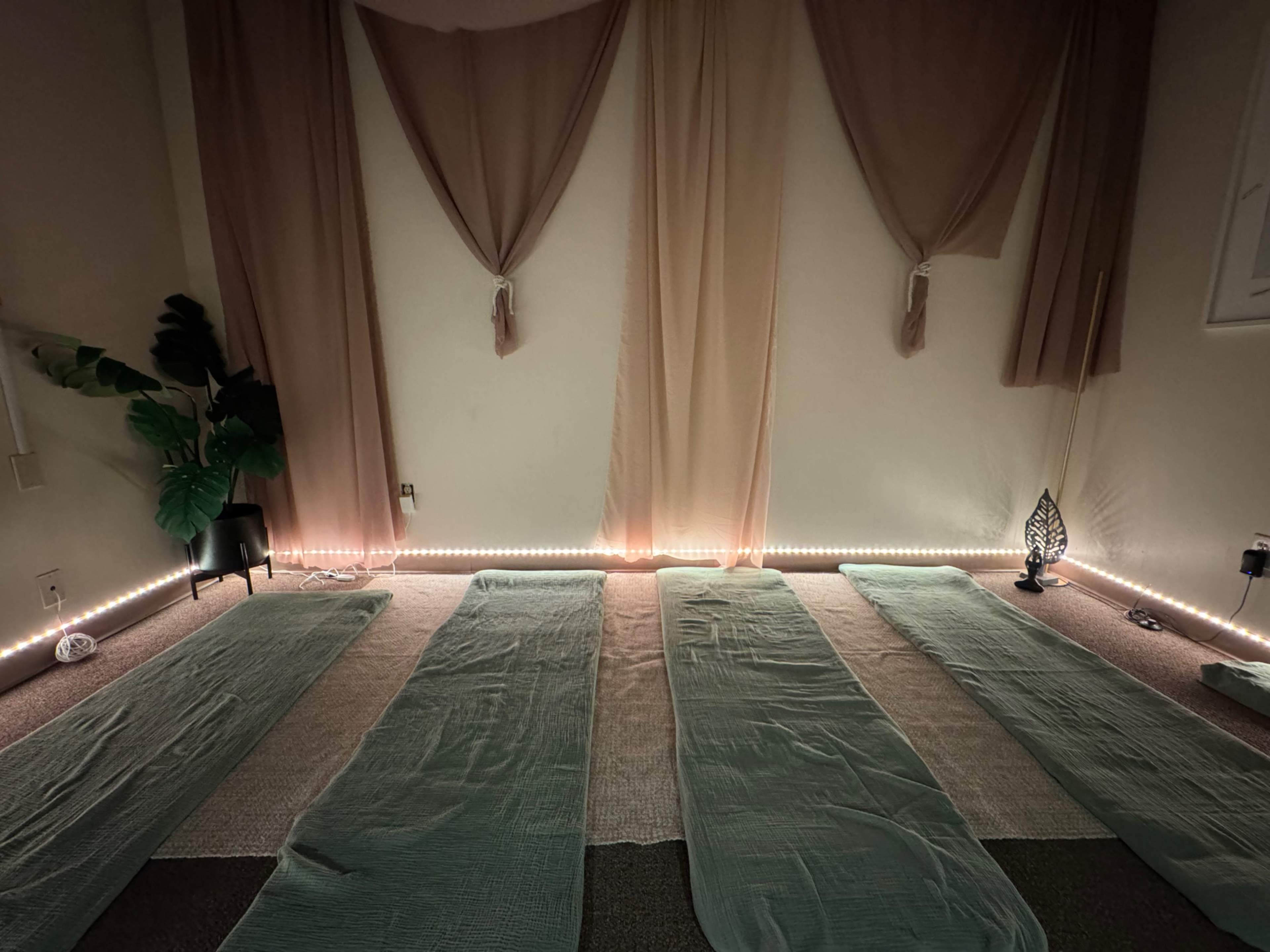 Private Studio Designed to make you feel at peace and relaxed Image in Santa Fe Springs, Santa Fe Springs, CA
