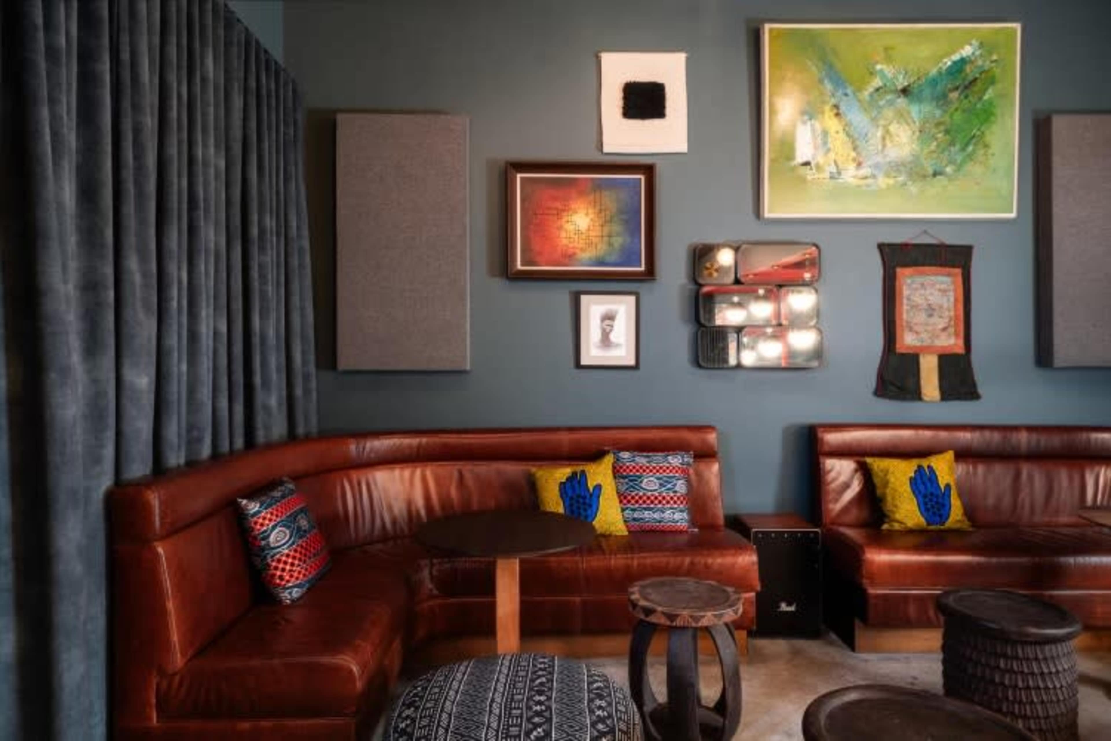 Cozy High Fidelity Listening Room and Wine Bar Image in Avondale Estates, Avondale Estates, GA