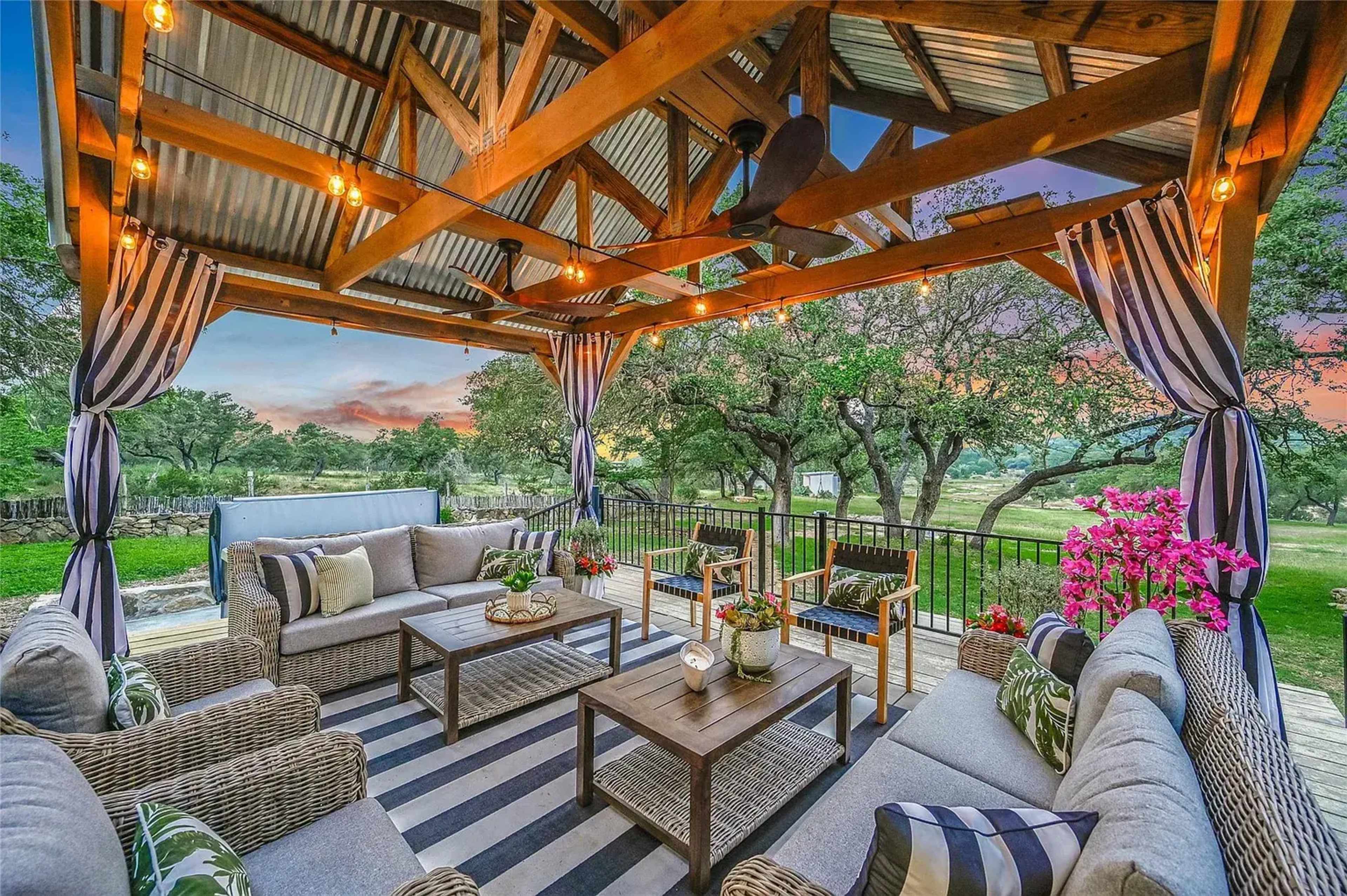 Escape to Luxury: Your Dream 5-Bedroom Country Retreat Awaits! Image in Canyon Lake, Fischer, TX