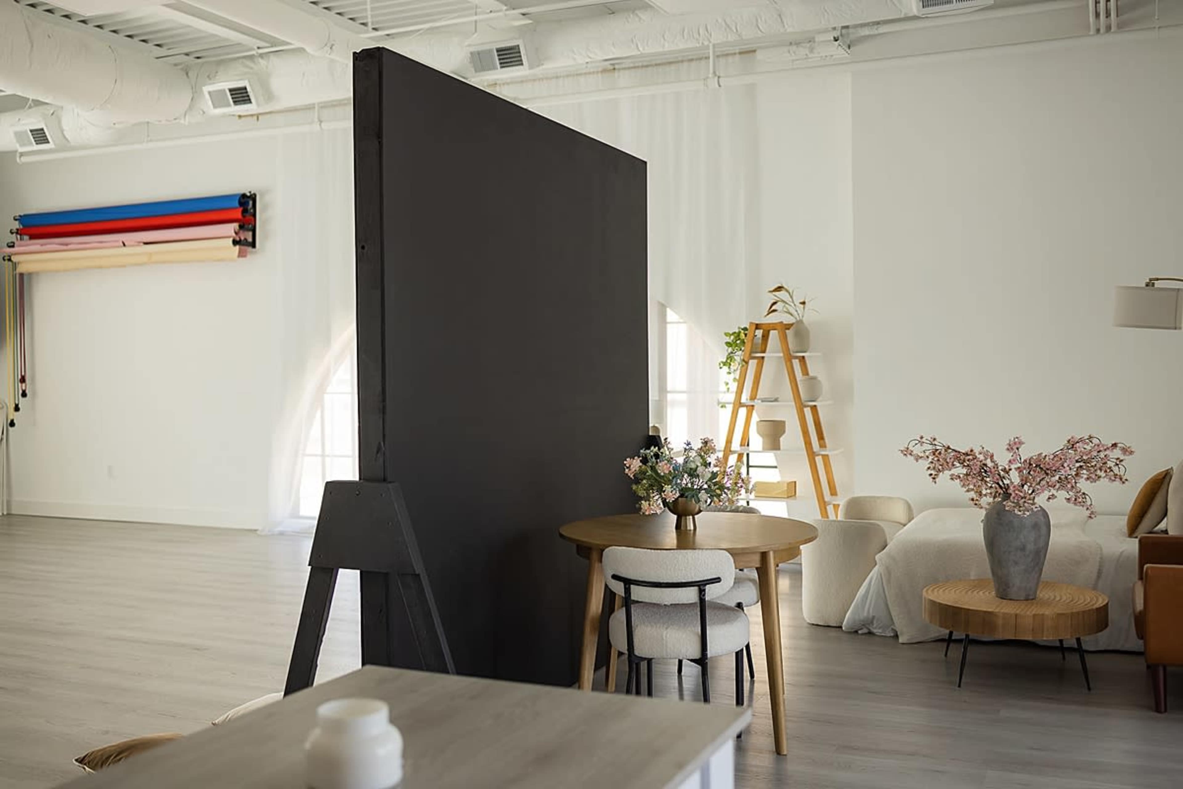 Light-Filled Alpharetta Loft with Iconic Arch Windows Image in Milton, Alpharetta, GA