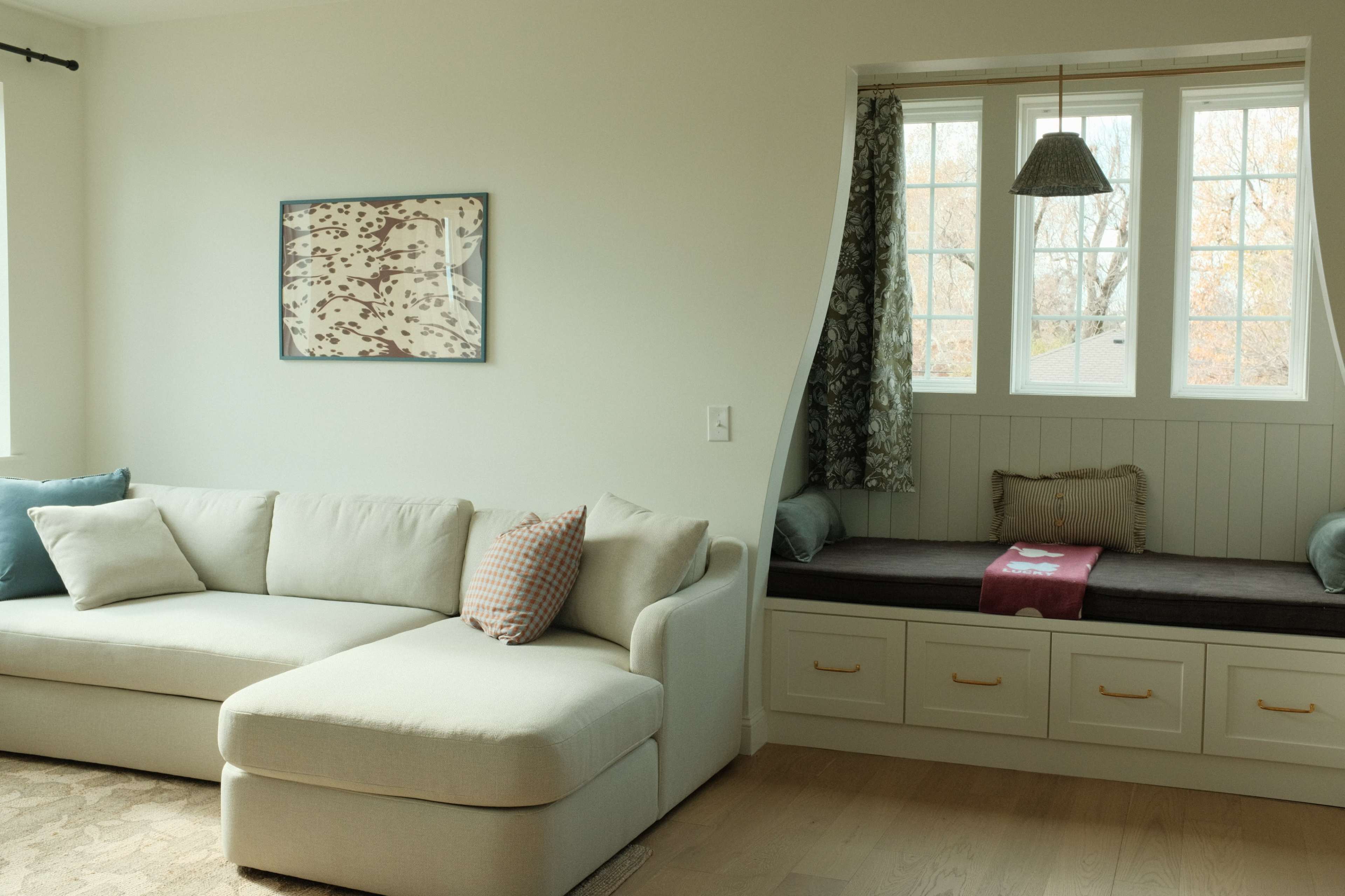 Neighborhood, Cottage, Elevated Image in Linwood Place, Oklahoma City, OK