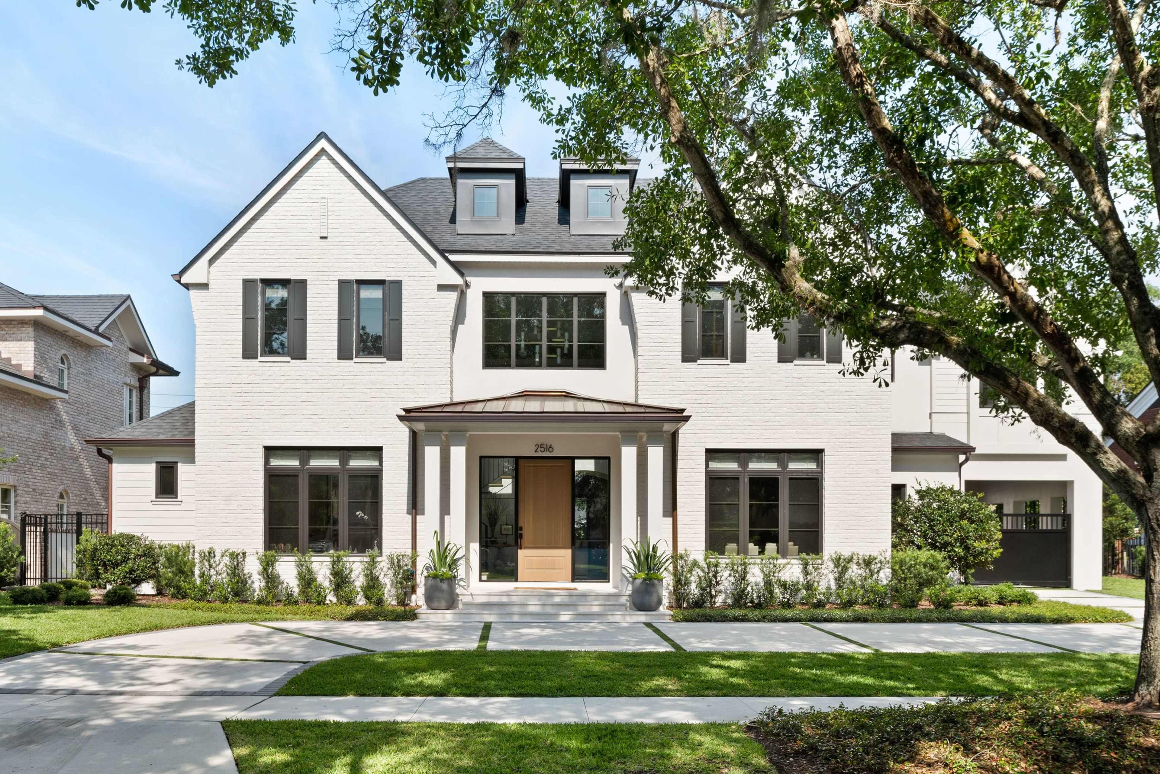 Modern tutor home with California casual interior close to downtown Image in Rose Isle, Orlando, FL