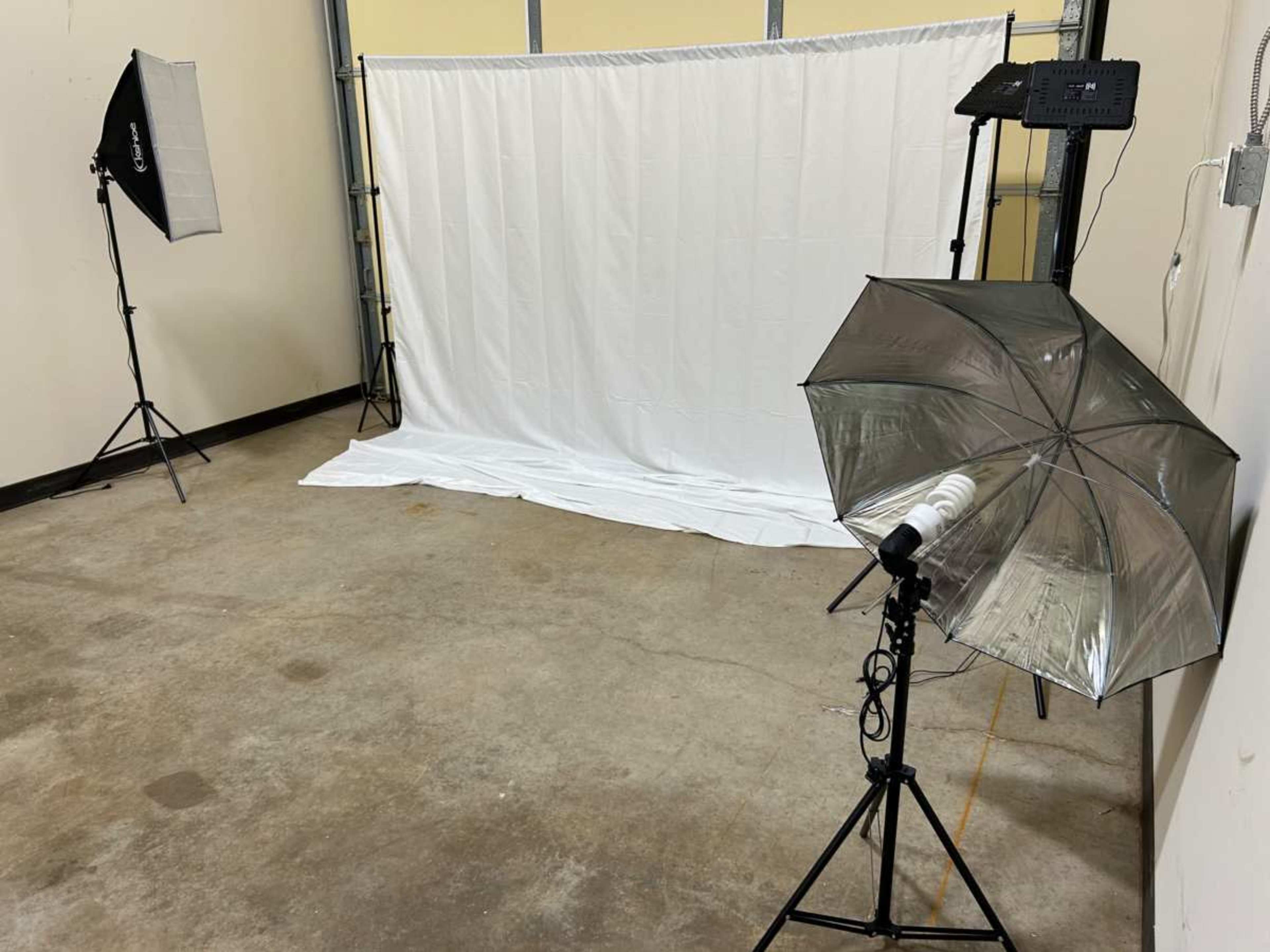 Industrial Warehouse for Creatives Image in Glenpool, Glenpool, OK