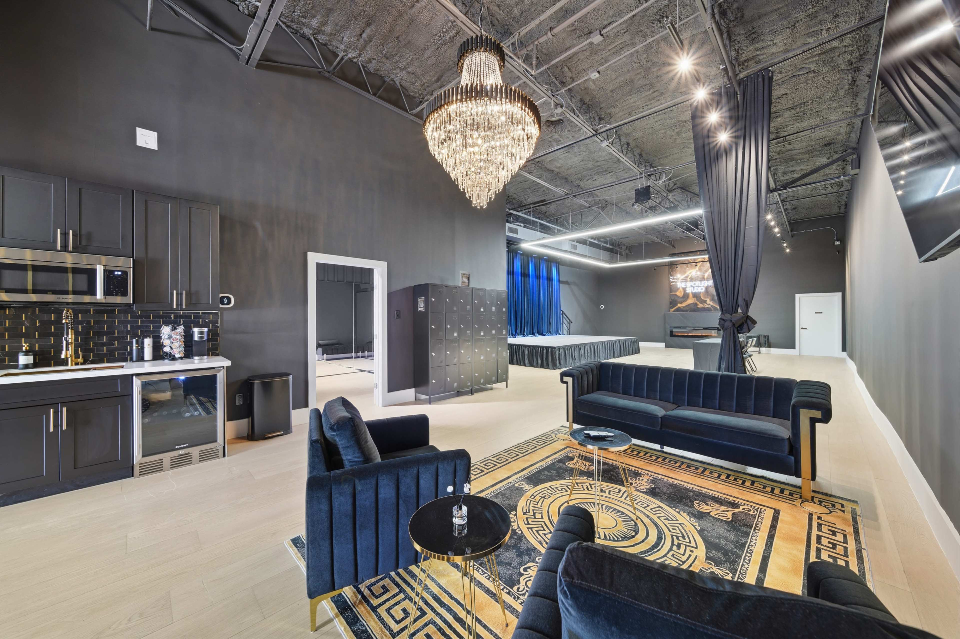 Luxury Stage Studio for Photoshoots, Events, Podcast, & Live Presentations Image in , Houston, TX