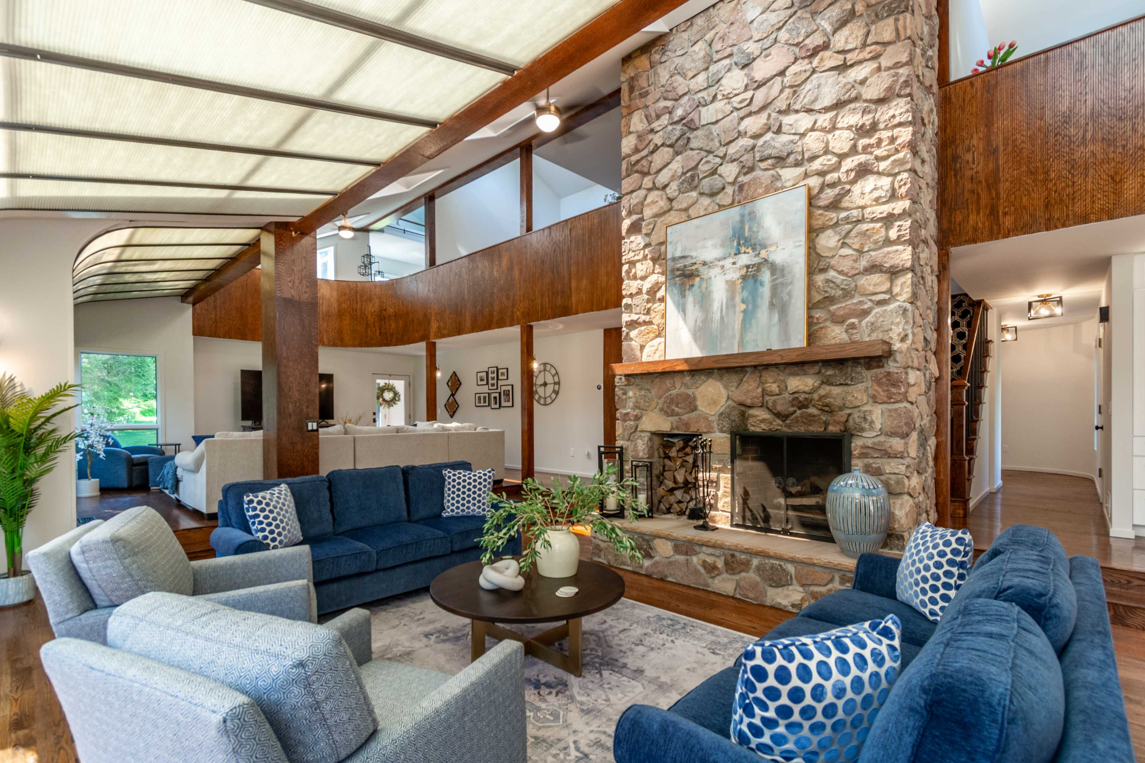 Private 16-Acre Country Estate with Wooded Backdrop Image in Delaware Township, Stockton, NJ