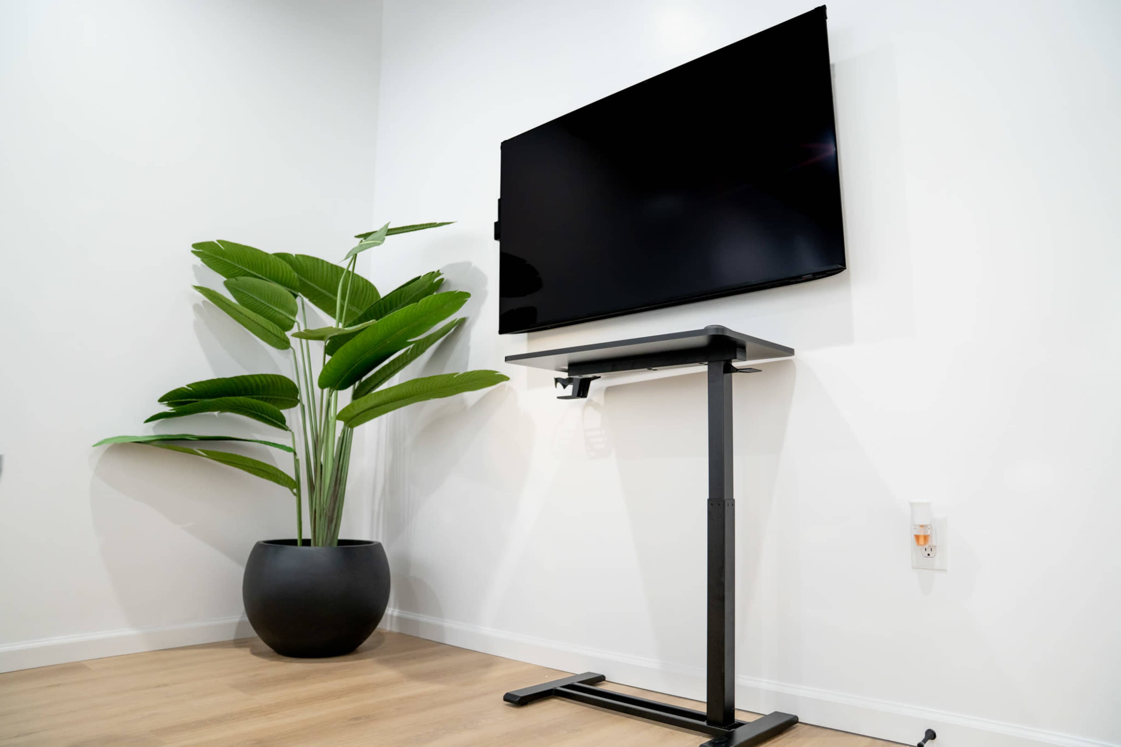 Modern Multi- Use Studio for Events,Classes & Content | Austell,GA Image in Mableton, Austell, GA