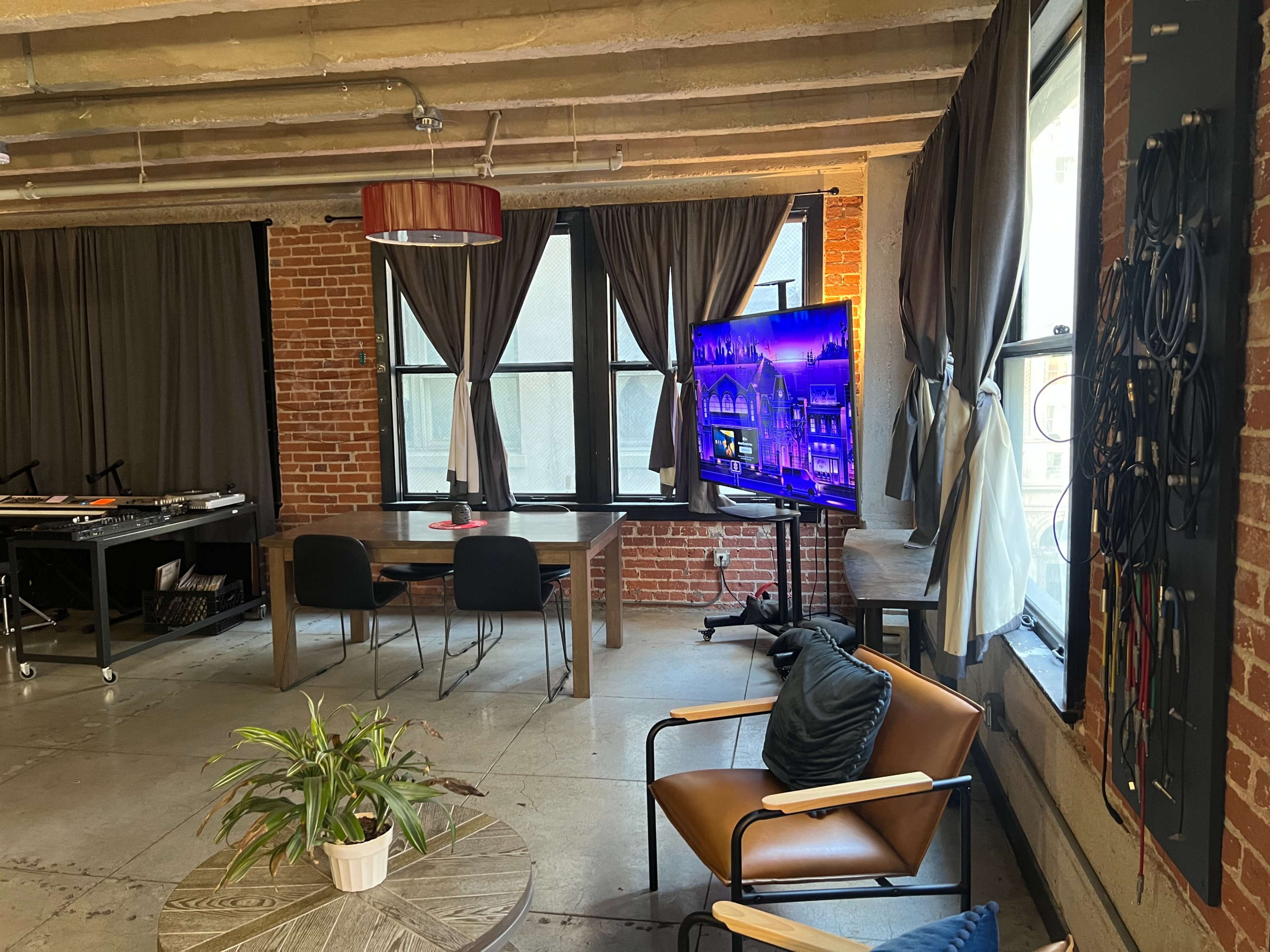 DTLA - EVENT SPACE, PHOTO STUDIO AND RECORDING STUDIO Image in Central LA, Los Angeles, CA, CA