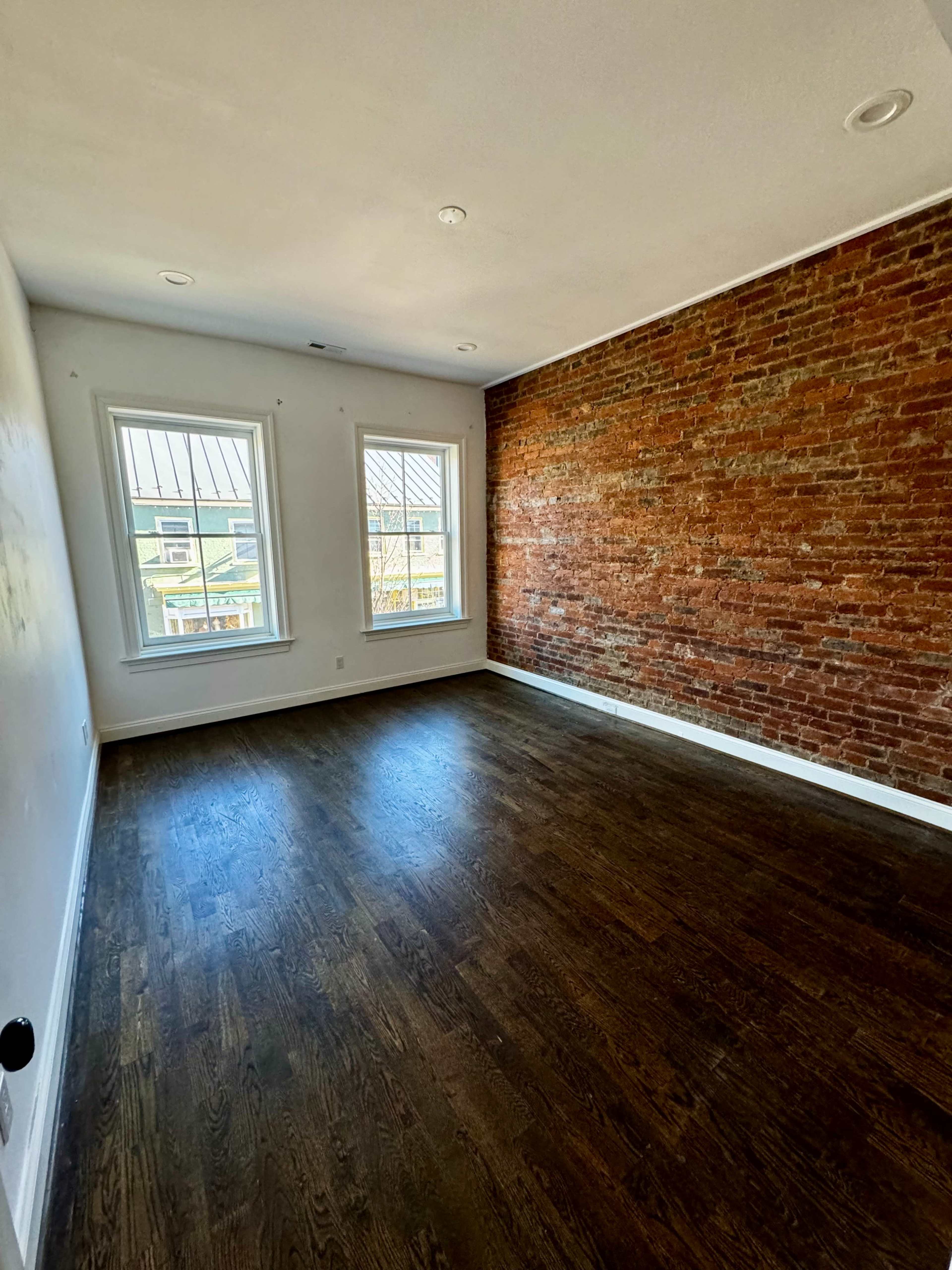 Popular downtown Leesburg Photography Space Image in Leesburg, Leesburg, VA