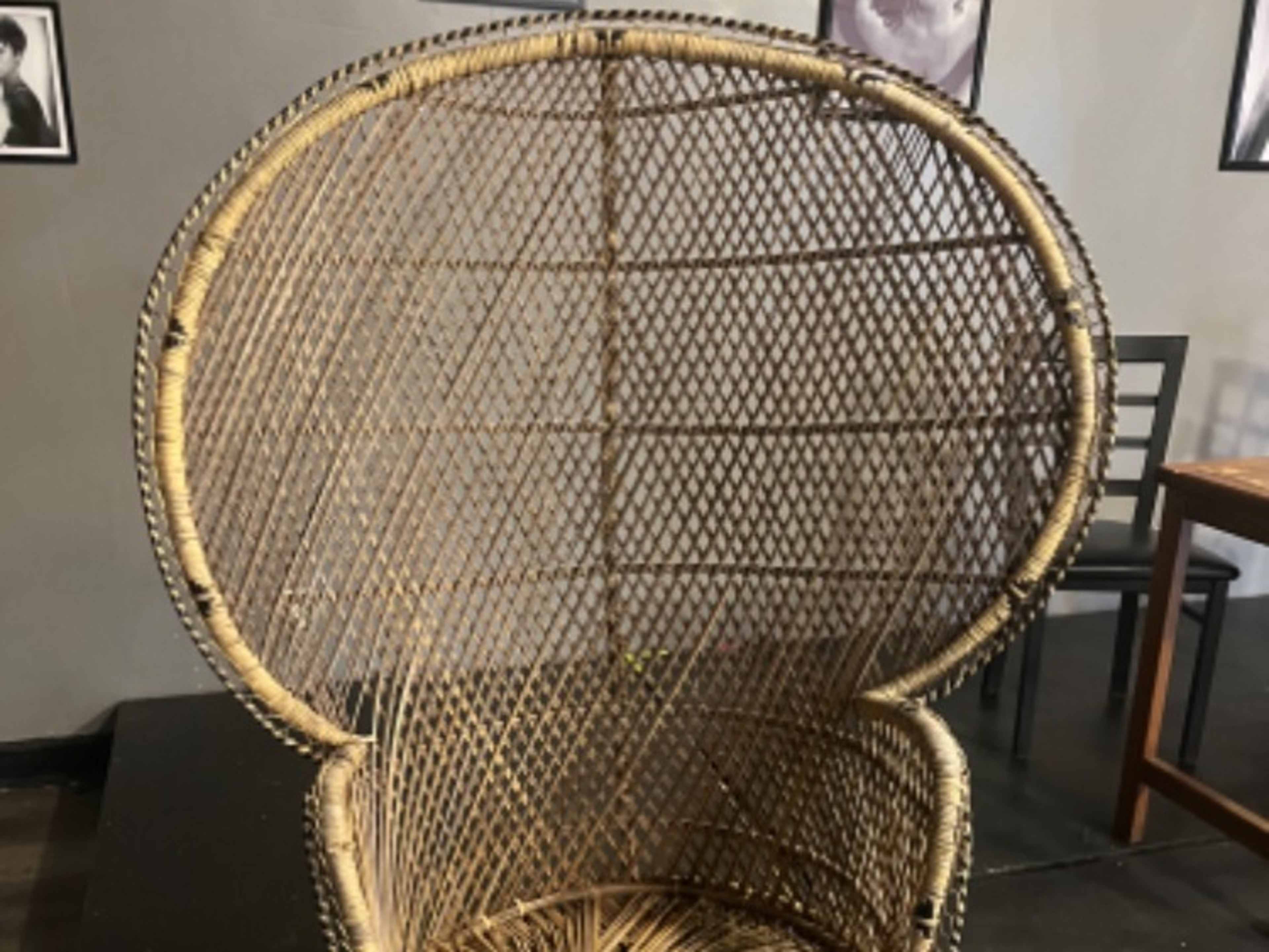 Wicker chair 