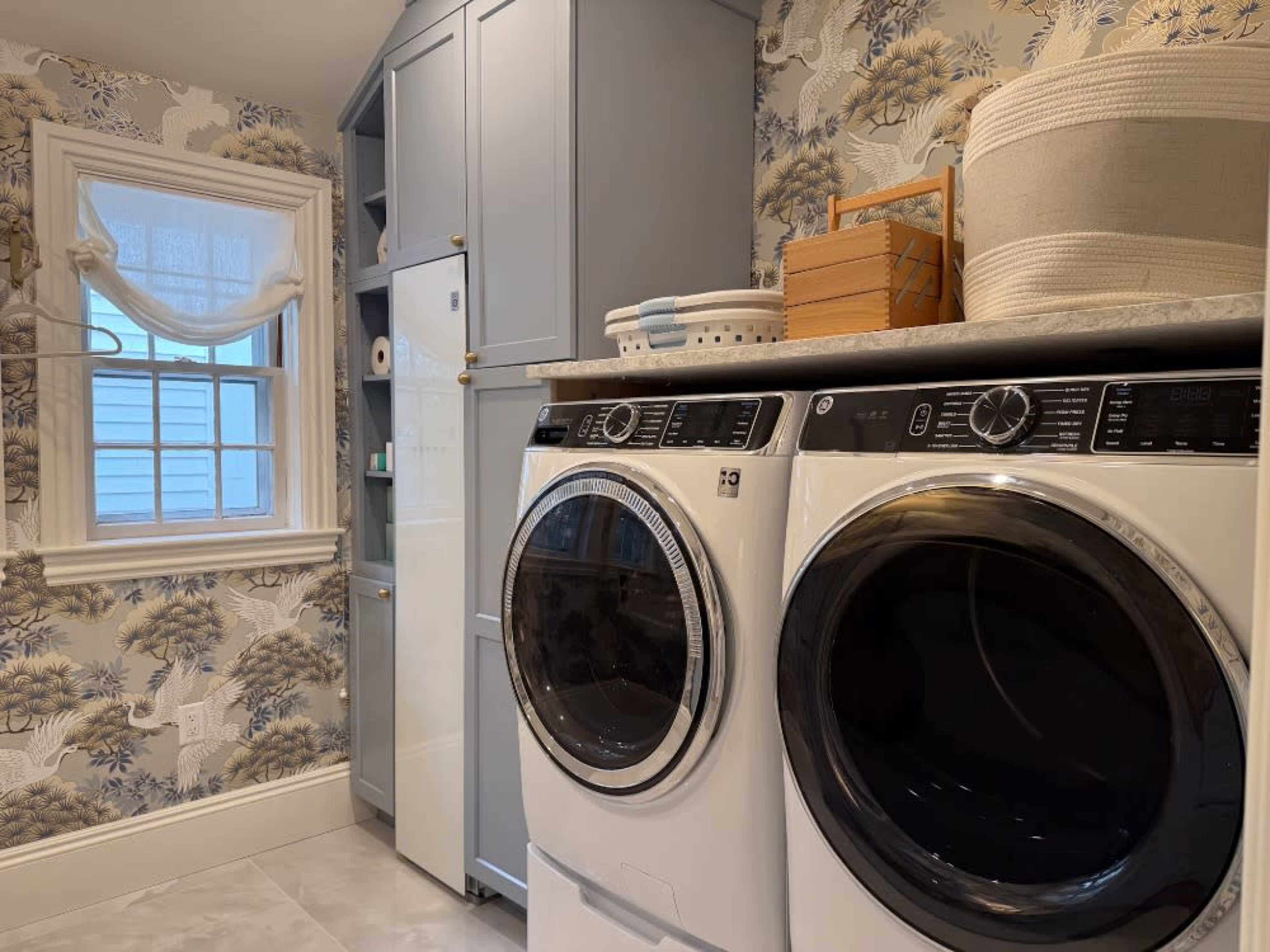Laundry Room & Wardrobe Prep Access