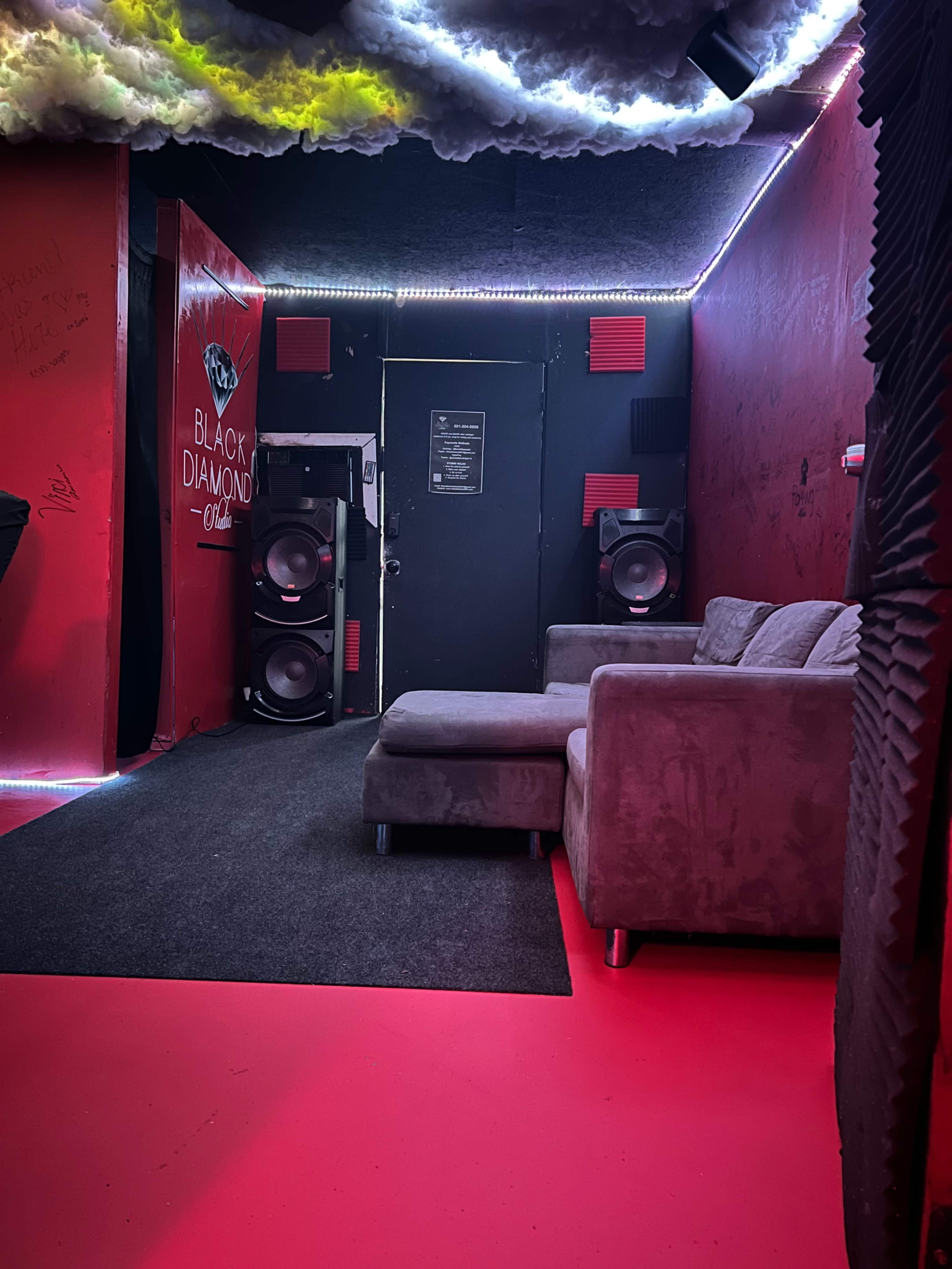 Private Recording Studio Image in , Conway, AR