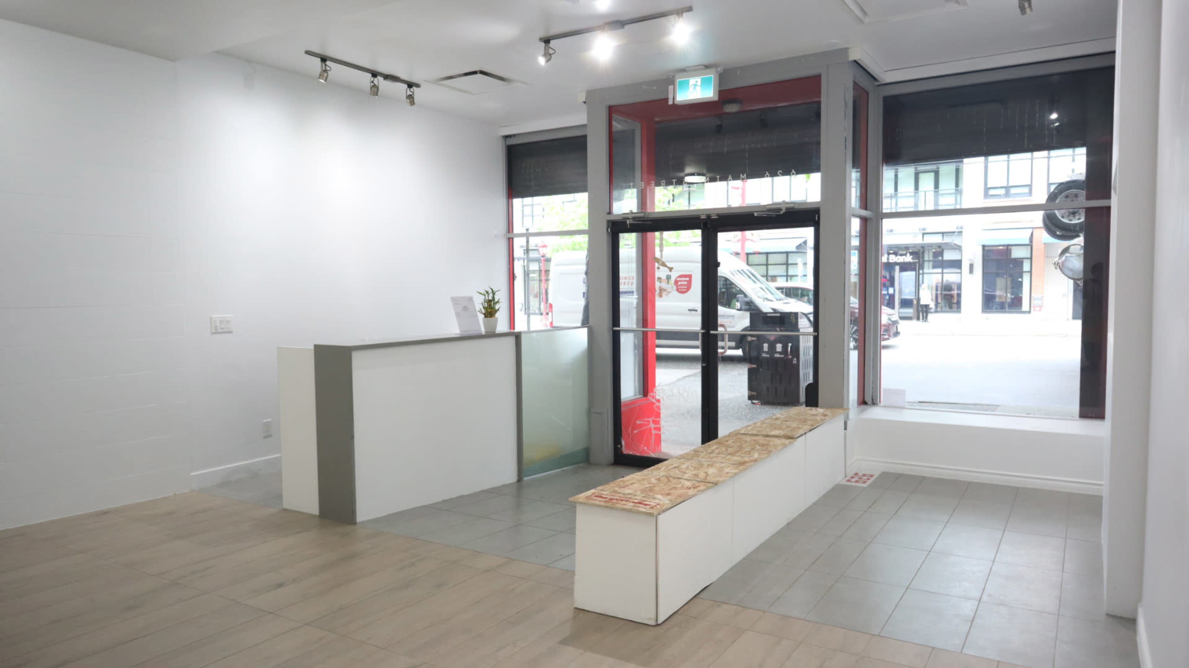 Downtown Gallery and Art Space (wheelchair accessible) Image in Strathcona, Vancouver, BC