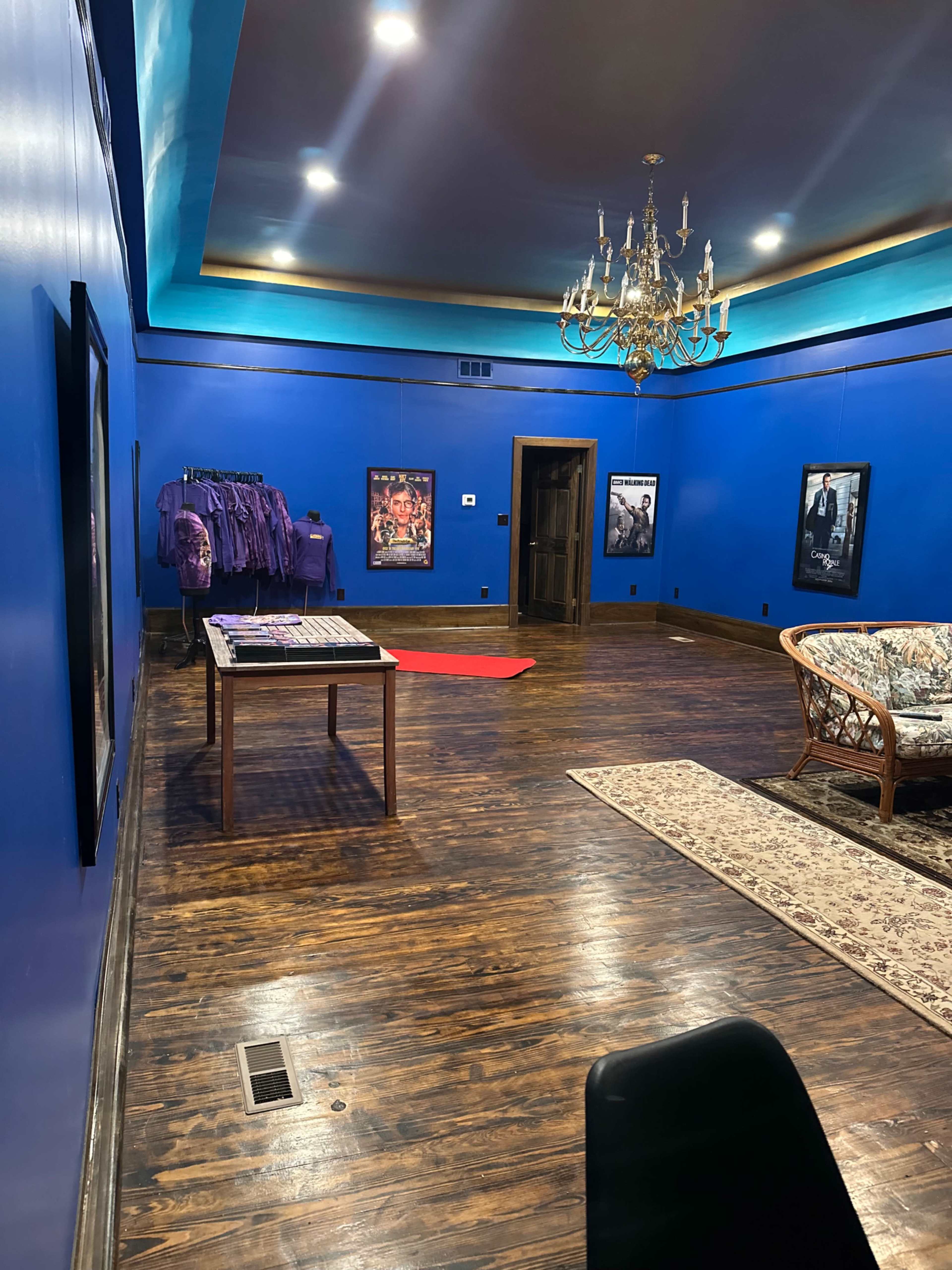 Storefront Office with view of the Village Square Image in Glendale, Cincinnati, OH