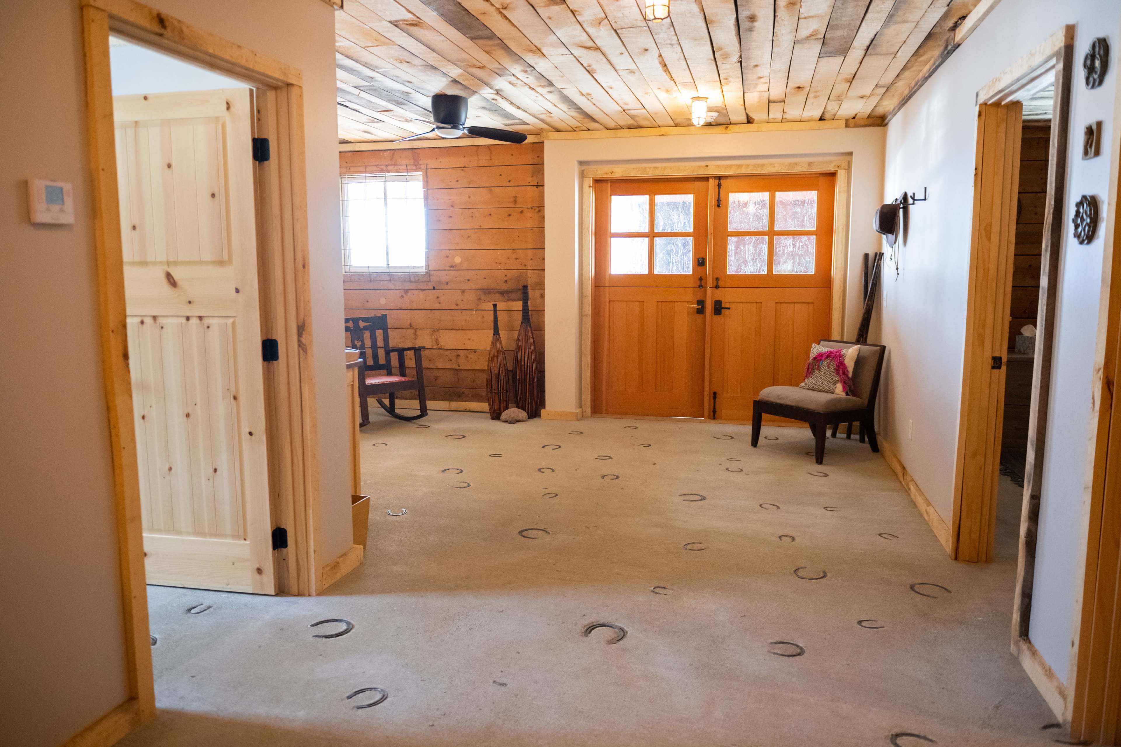 Gorgeous horse farm with rolling hills, sunrise/sunset views, plenty of trees, and more Image in Minnetrista, Minnetrista, MN