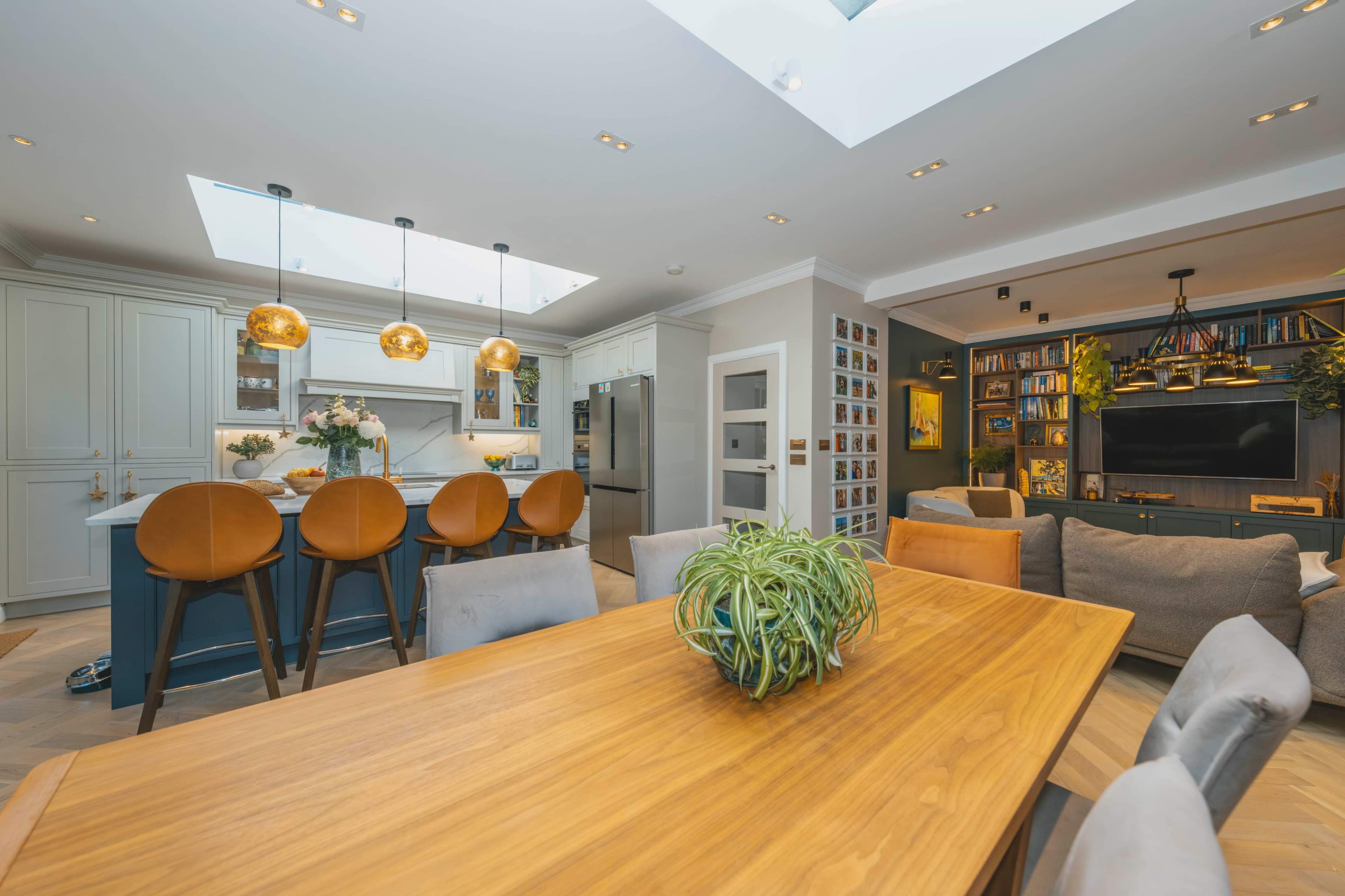 Luxury House with Garden in Hampstead  Photo/Video Location Full of Natural Light in London Image in London, London, ENG
