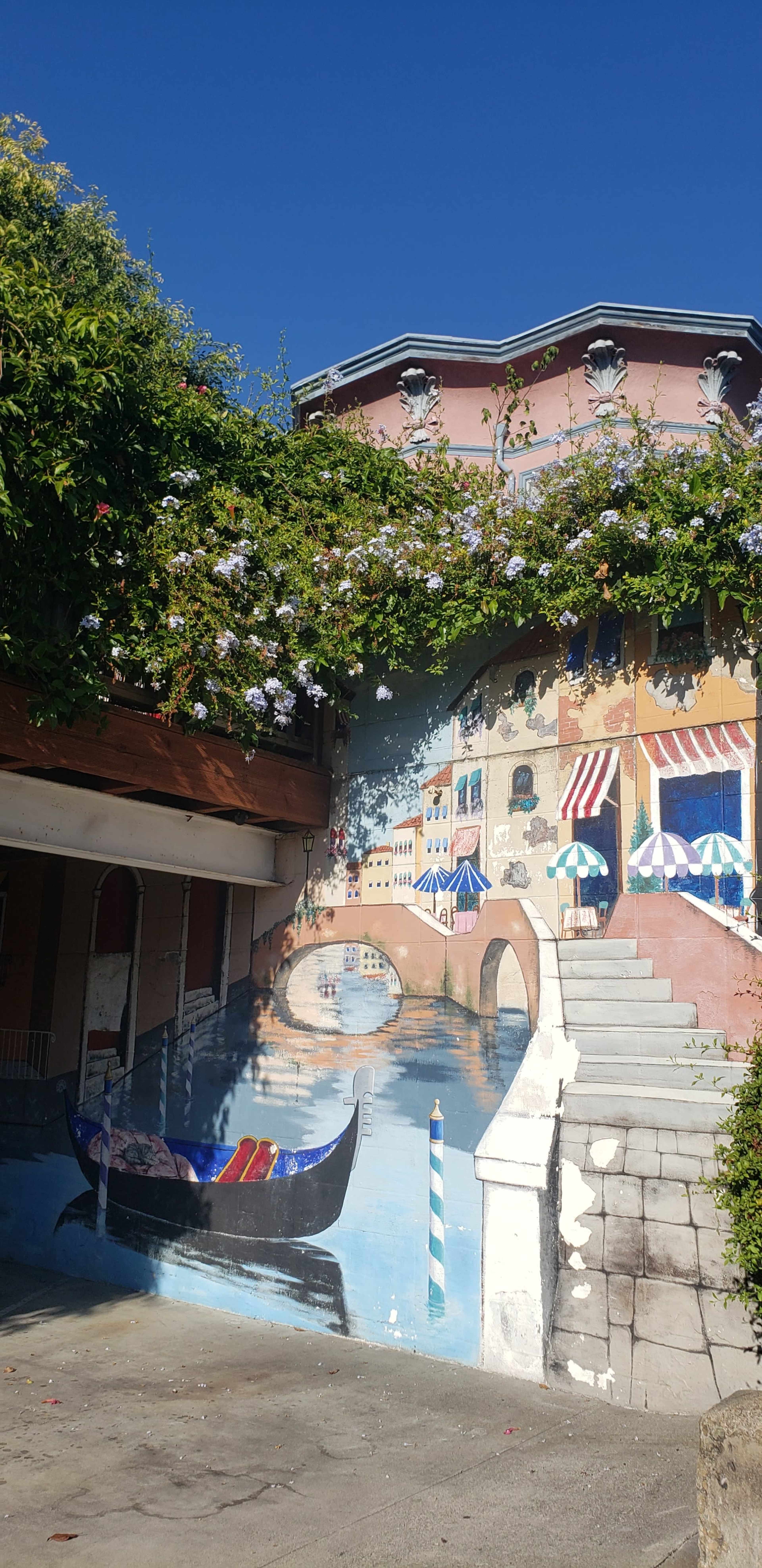 Grand Lake retail space. Image in Grand Lake, oakland, CA