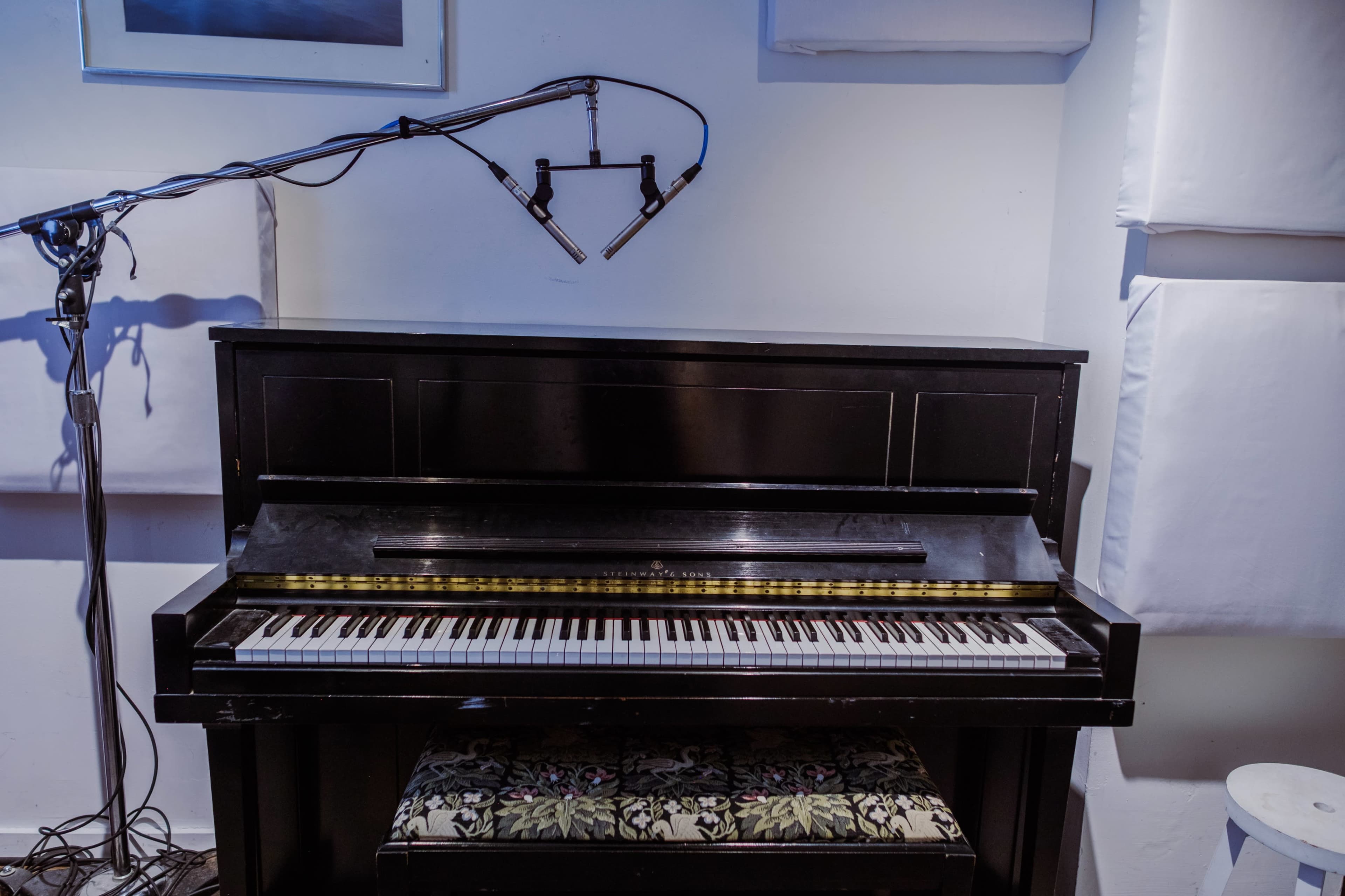 Vibey Sunlit Recording Studio Image in Greenpoint, Brooklyn, NY