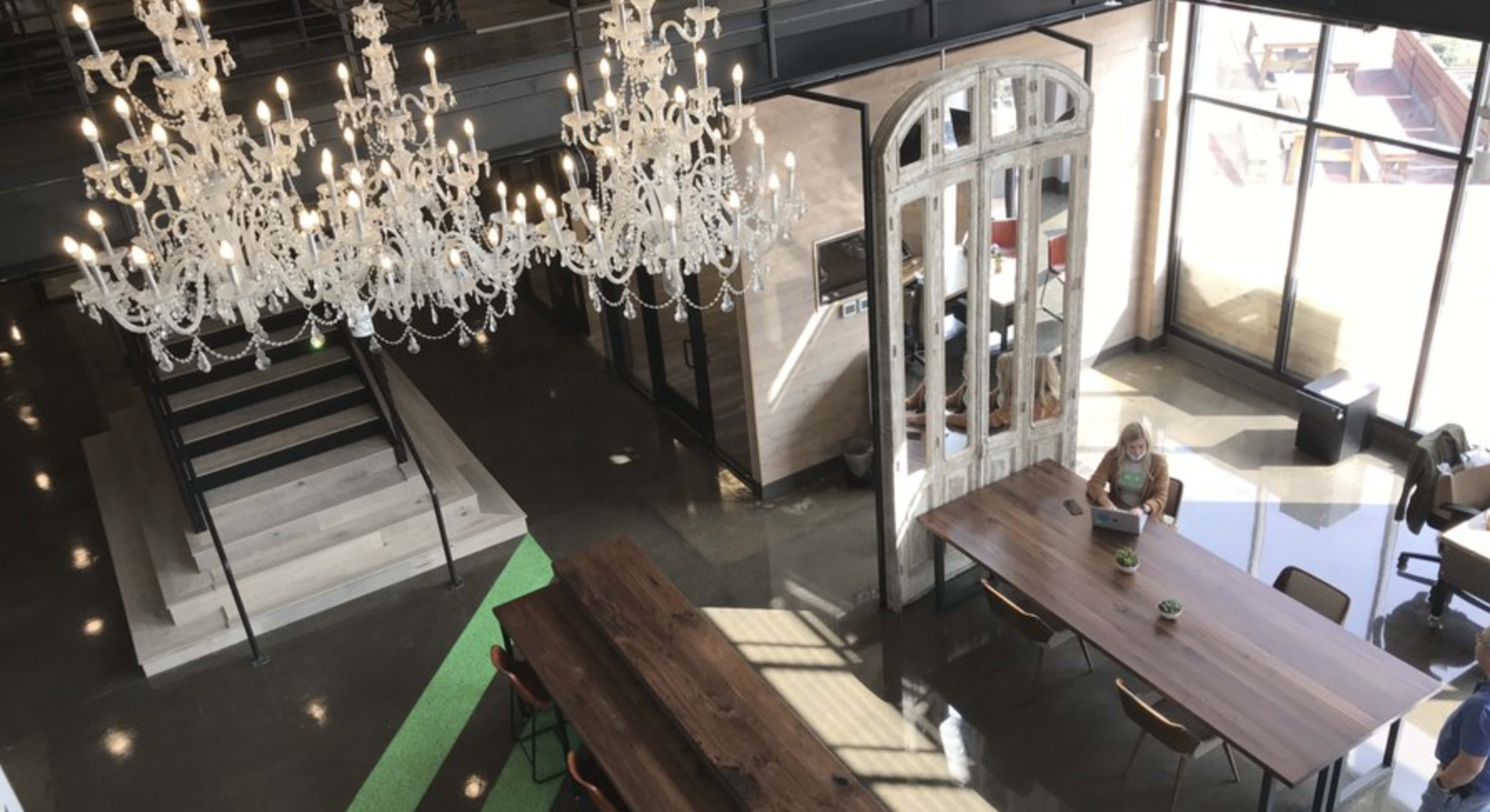 Bright Contemporary Event Space Near Easton Town Center Image in Easton, Columbus, OH