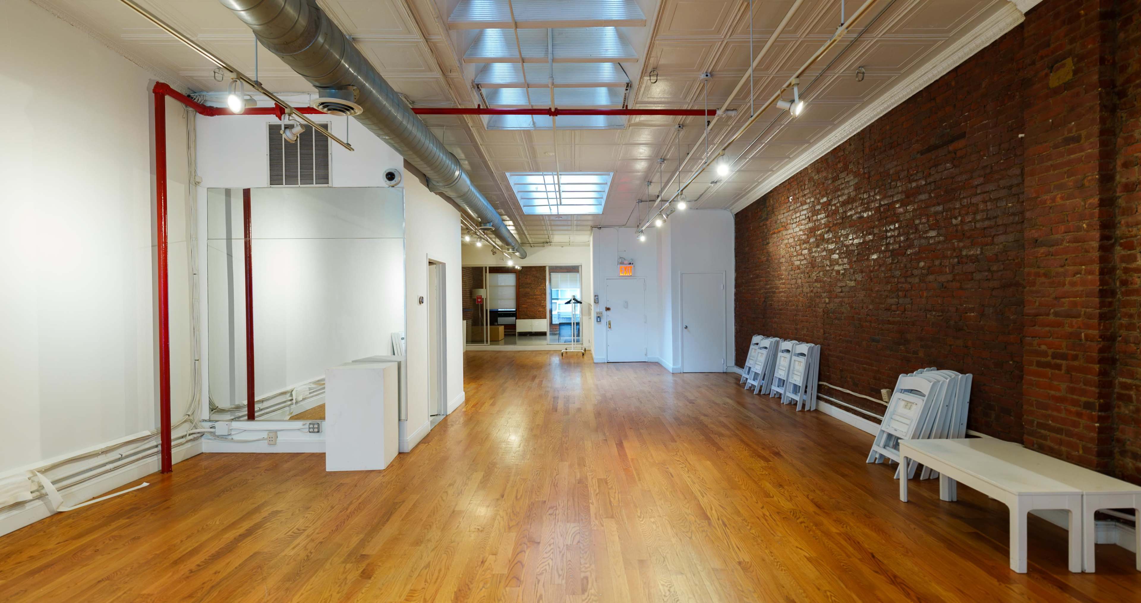 Soho / TriBeCa Loft Penthouse with high ceilings for meetings, events, photo shoots Image in Lower Manhattan, new york, NY