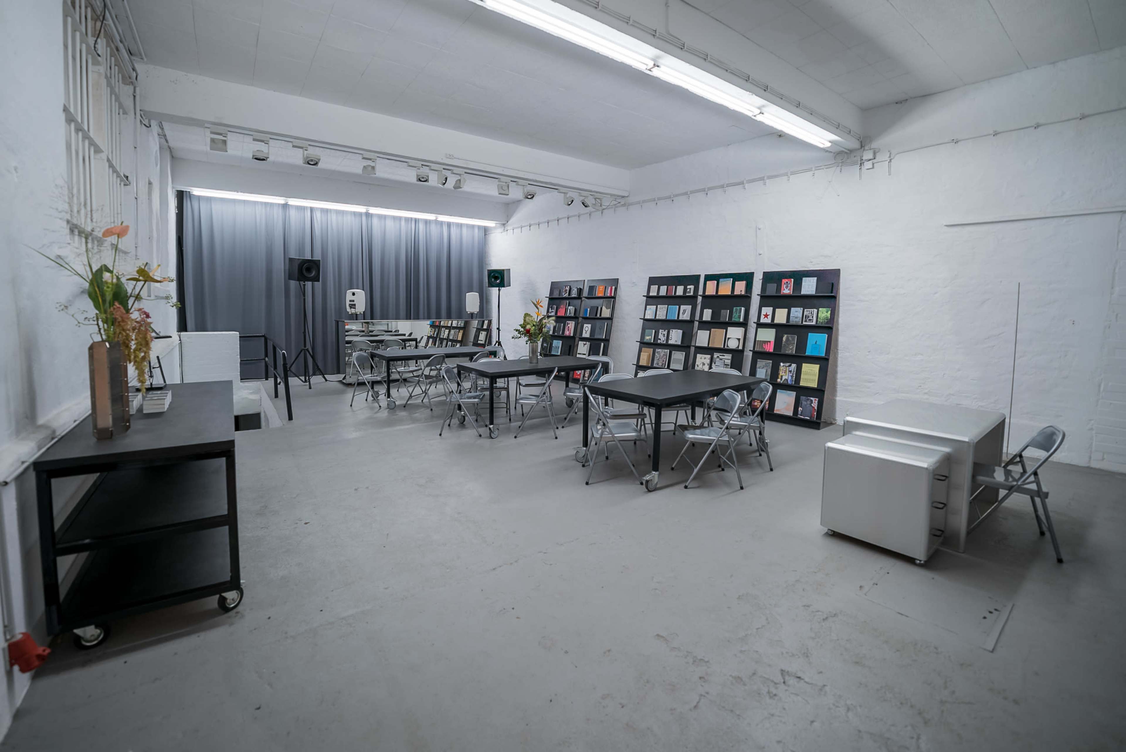 Eventlocation in der Innenstadt mit Bar und Designermobiliar Bild in Düsseldorf-Stadtmitte, Düsseldorf, 