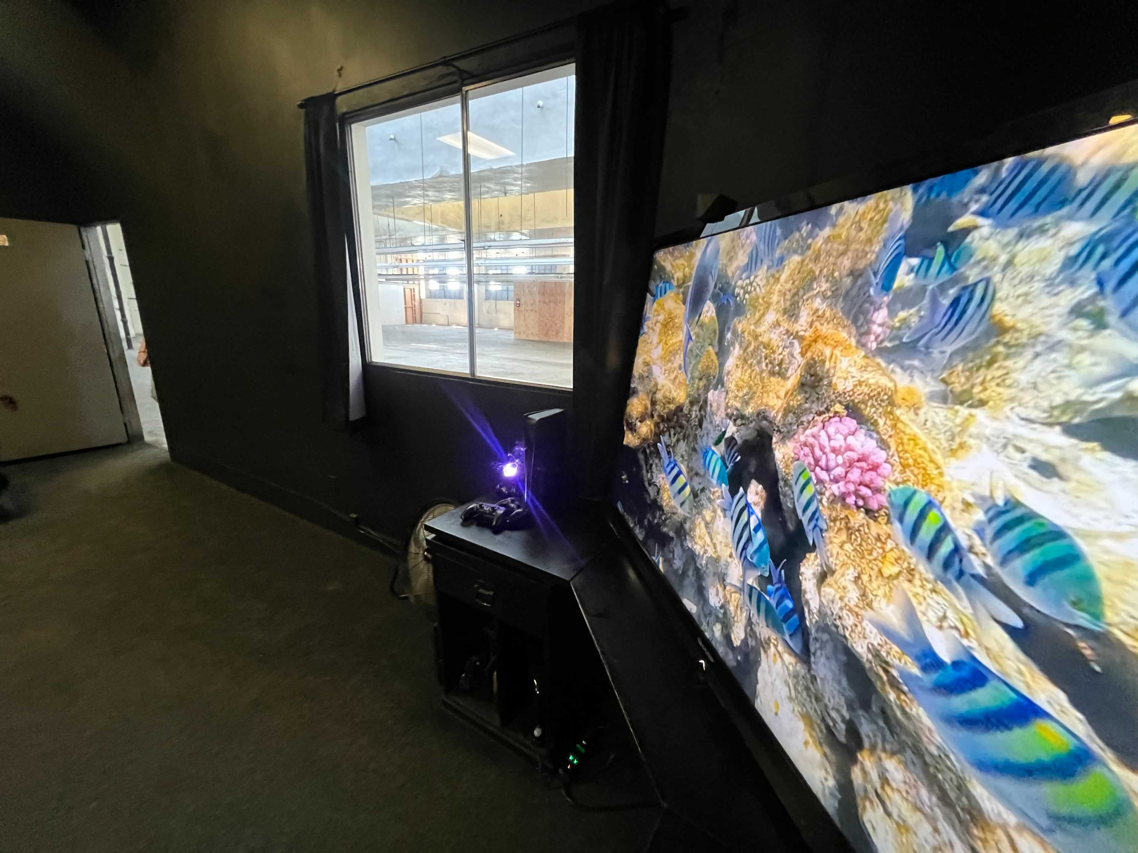 Spacious 25,000 sqft Warehouse + Private Room | Secure Gated + 25+ Parking Image in South Los Angeles, Los Angeles, CA