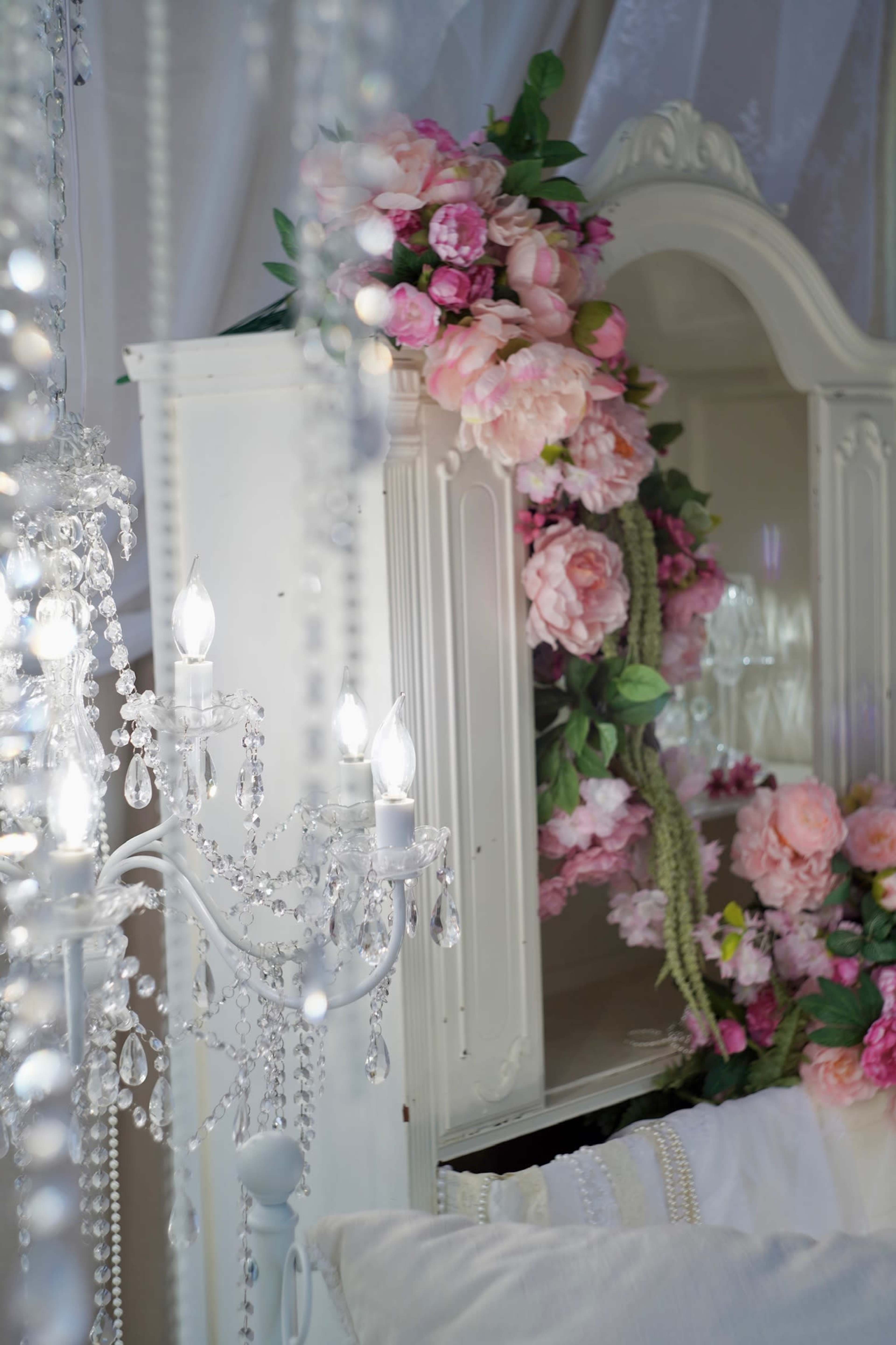 Enchanted Garden Bed & Chandeliers – Boudoir Photo Set Image in Los Gatos, Los Gatos, CA