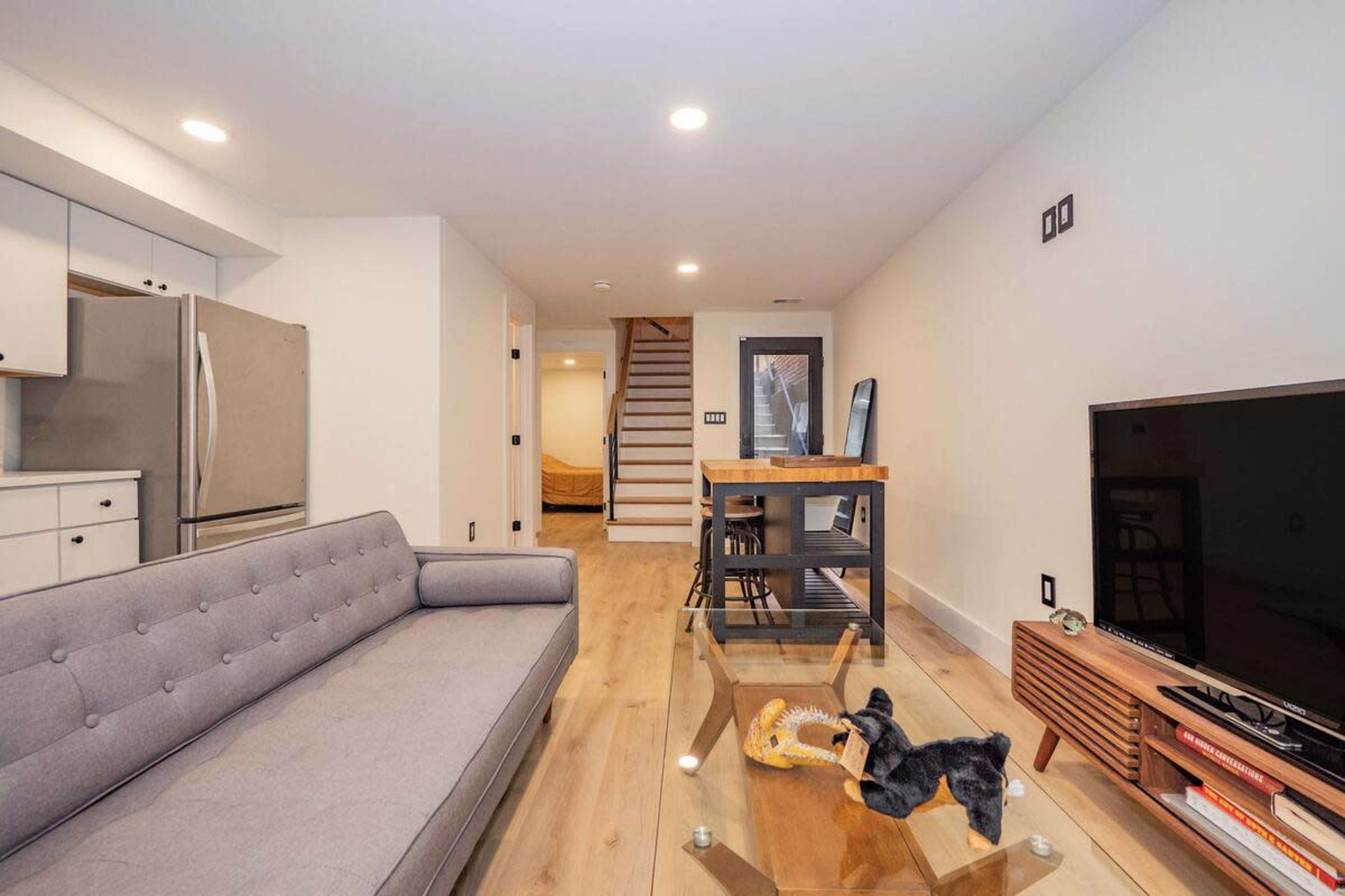 Luxurious & Stylish Retreat for your Extended Stay Image in Northeast Washington, Washington, DC