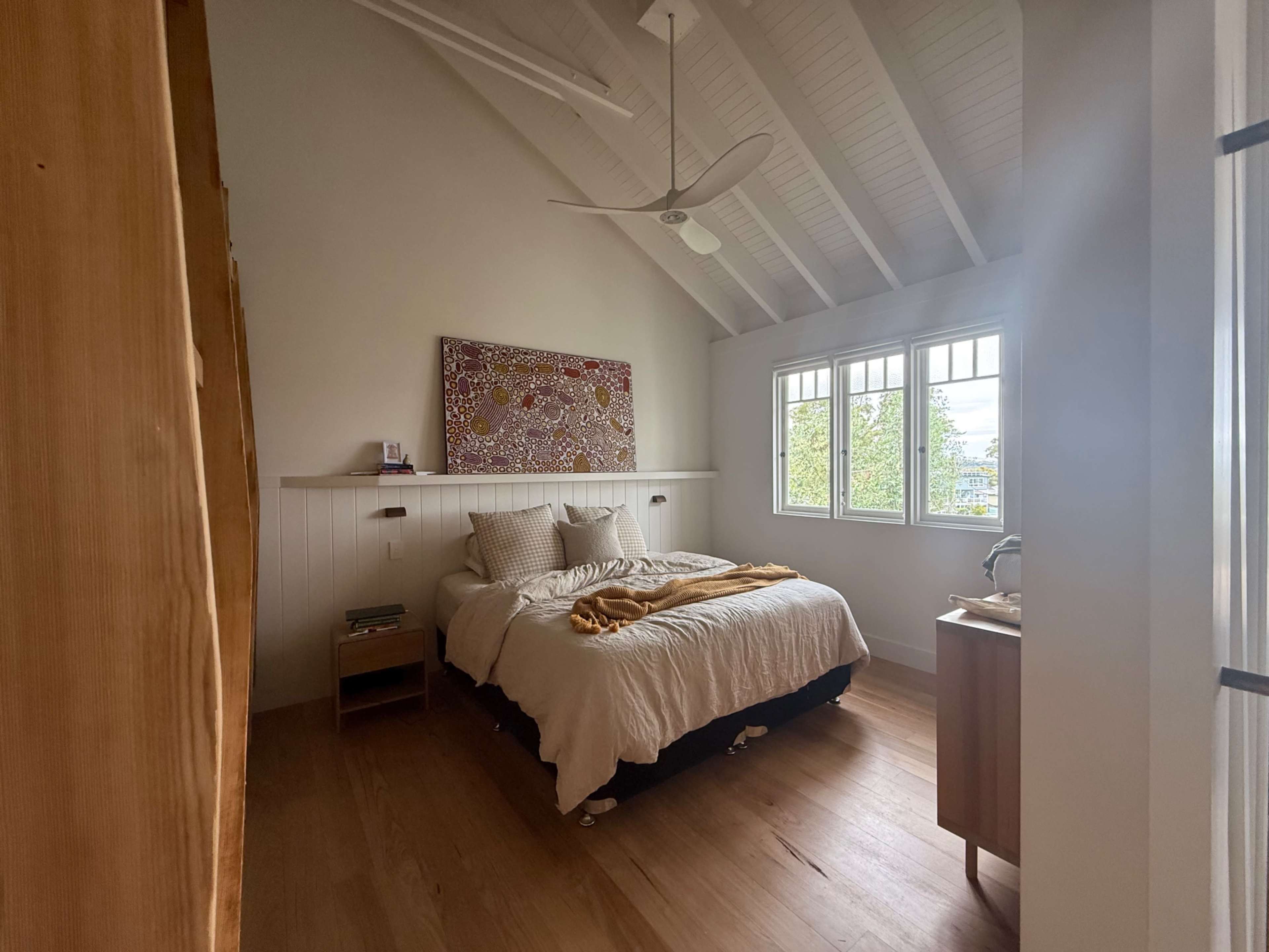 beach house perched in the hills with headland views Image in North Narrabeen, North Narrabeen, NSW