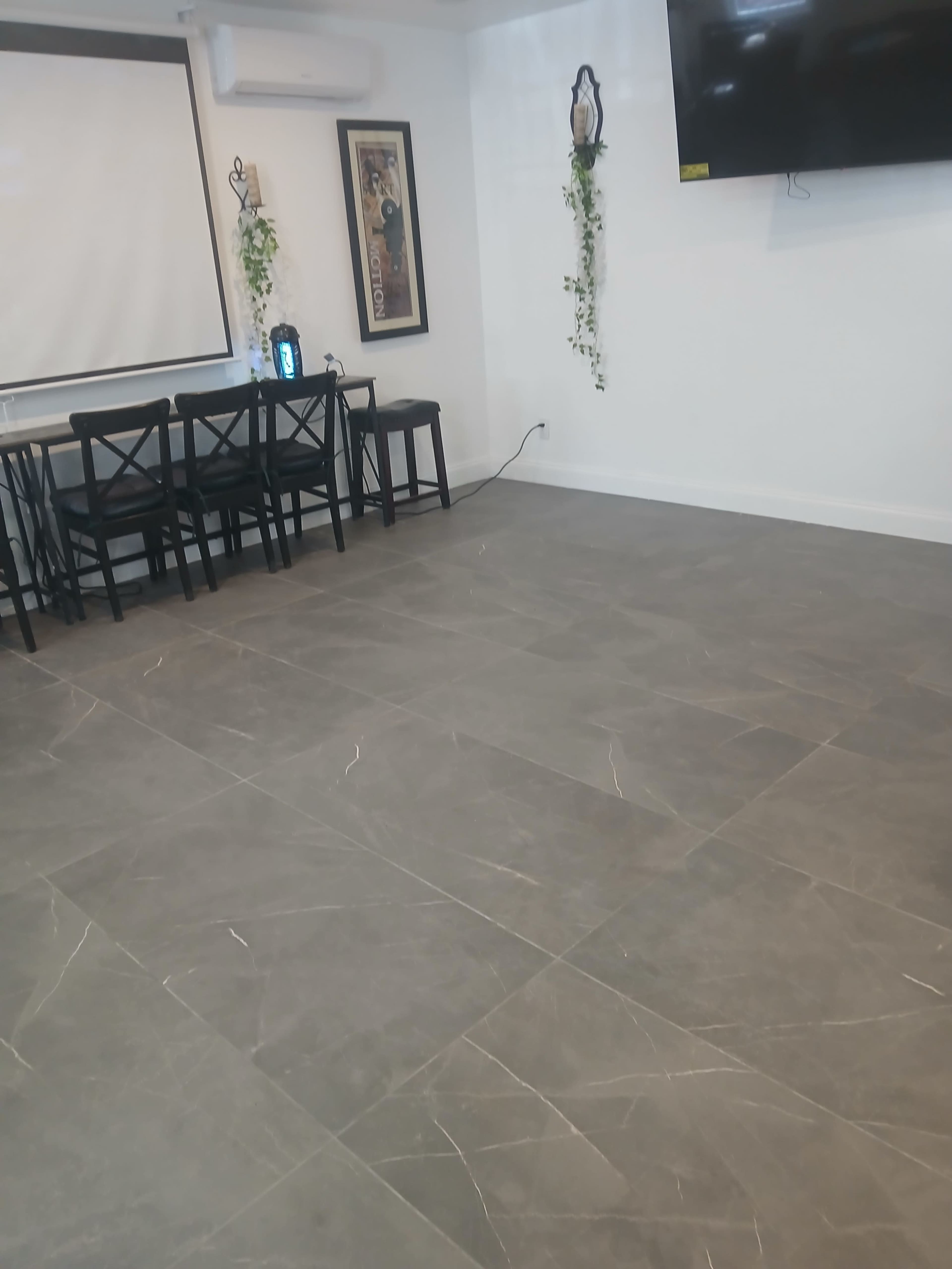 Multipurpose space which is available for overnight guest, small parties, meeting,  podcasts etc Image in Weequahic, Newark, NJ