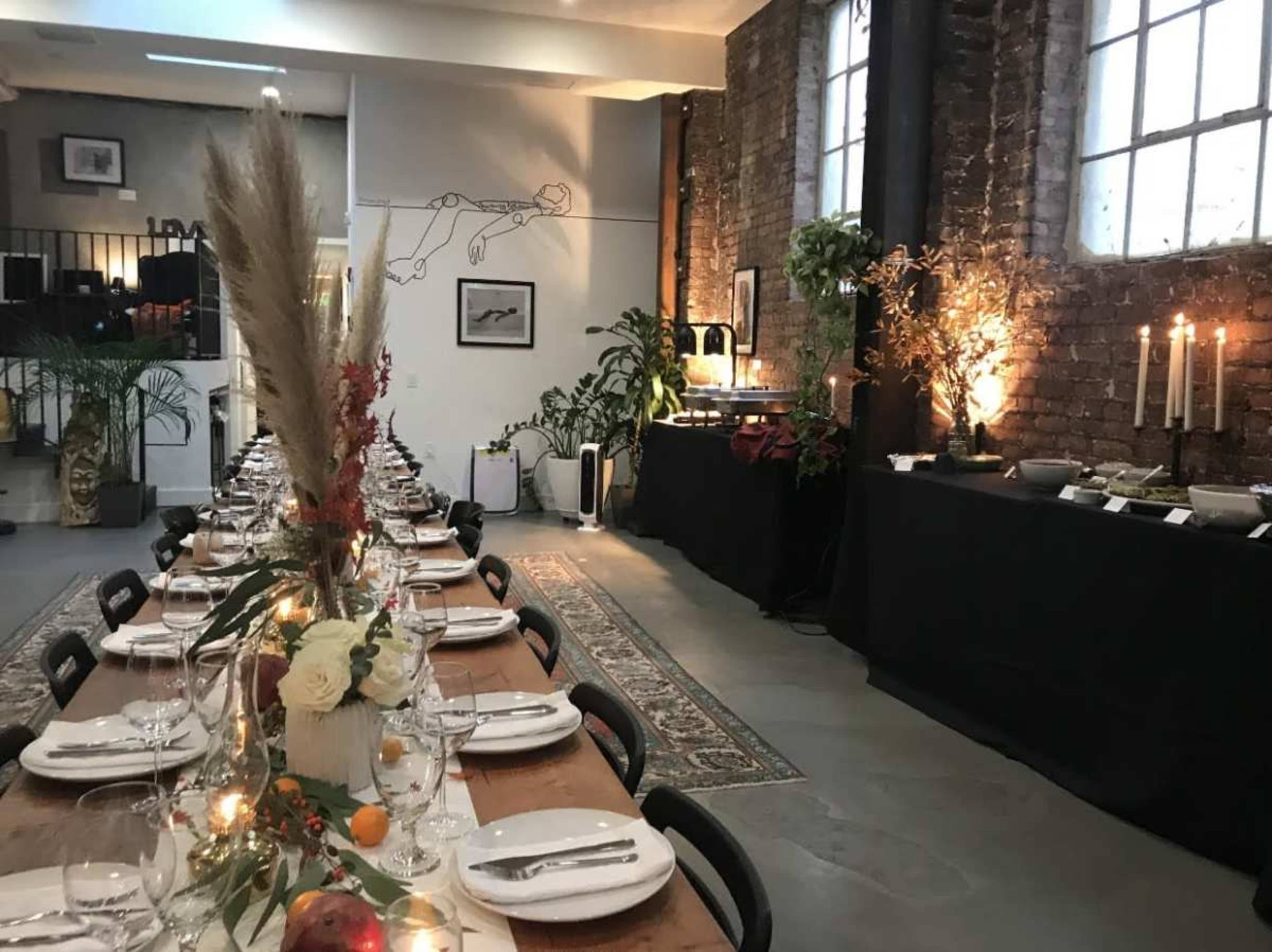 Rustic Industrial 2250 sqft Creative Gallery for Events & Parties Image in Mission District, San Francisco, CA