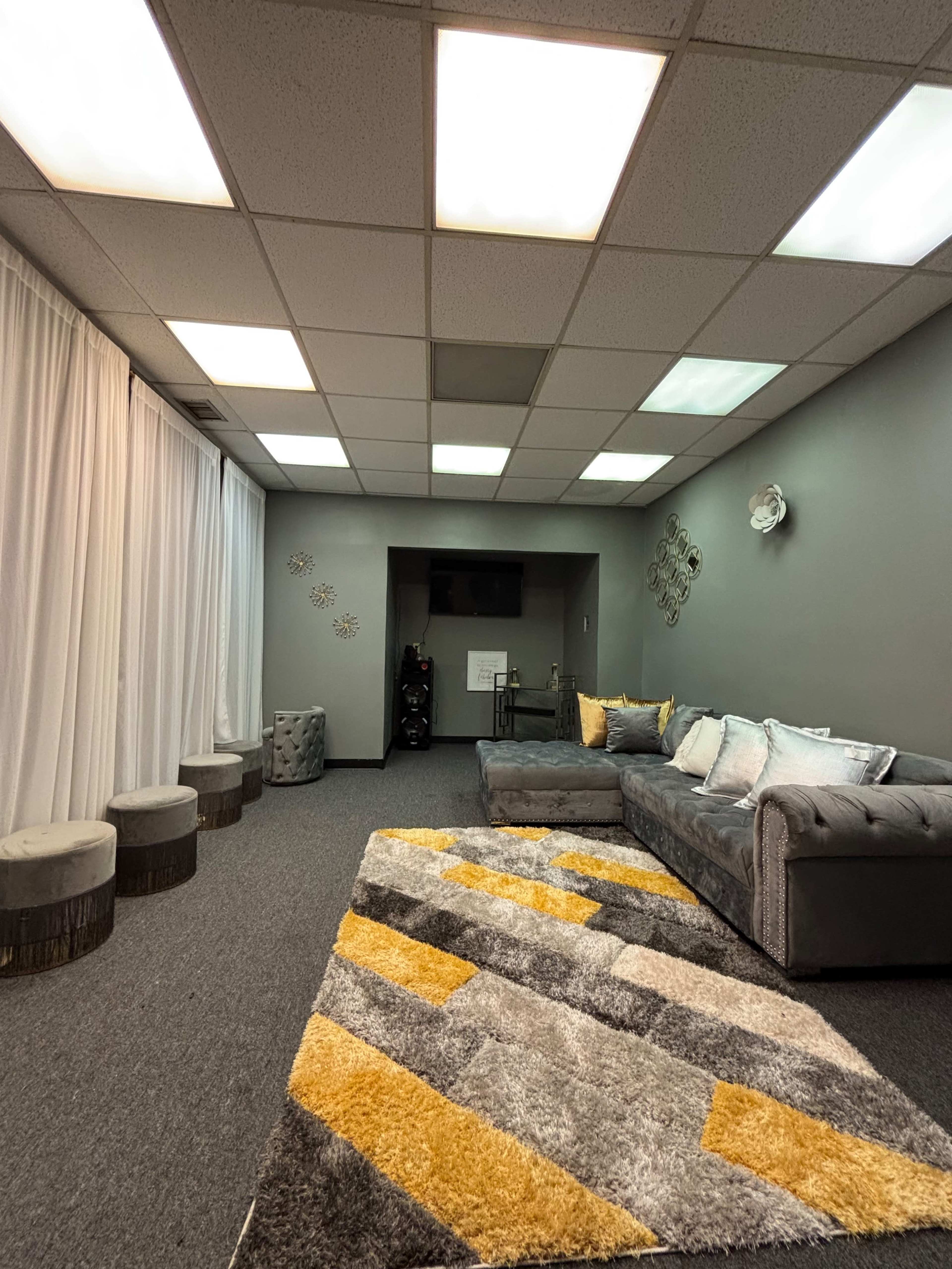 MUSIC PARADISE Image in Warren, Warren, MI