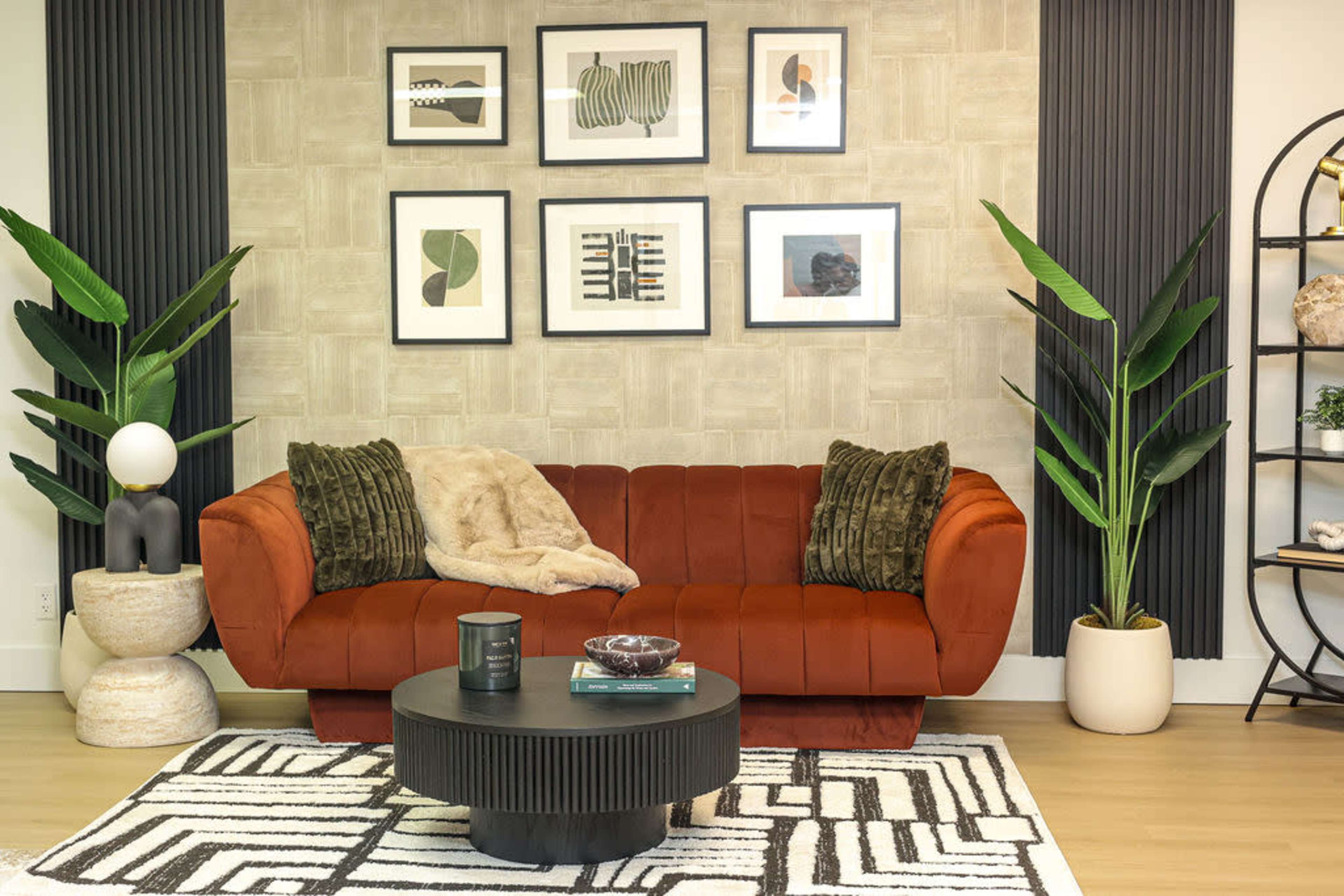 Modern Podcast and Production Studio Image in Mangonia Park, West Palm Beach, FL