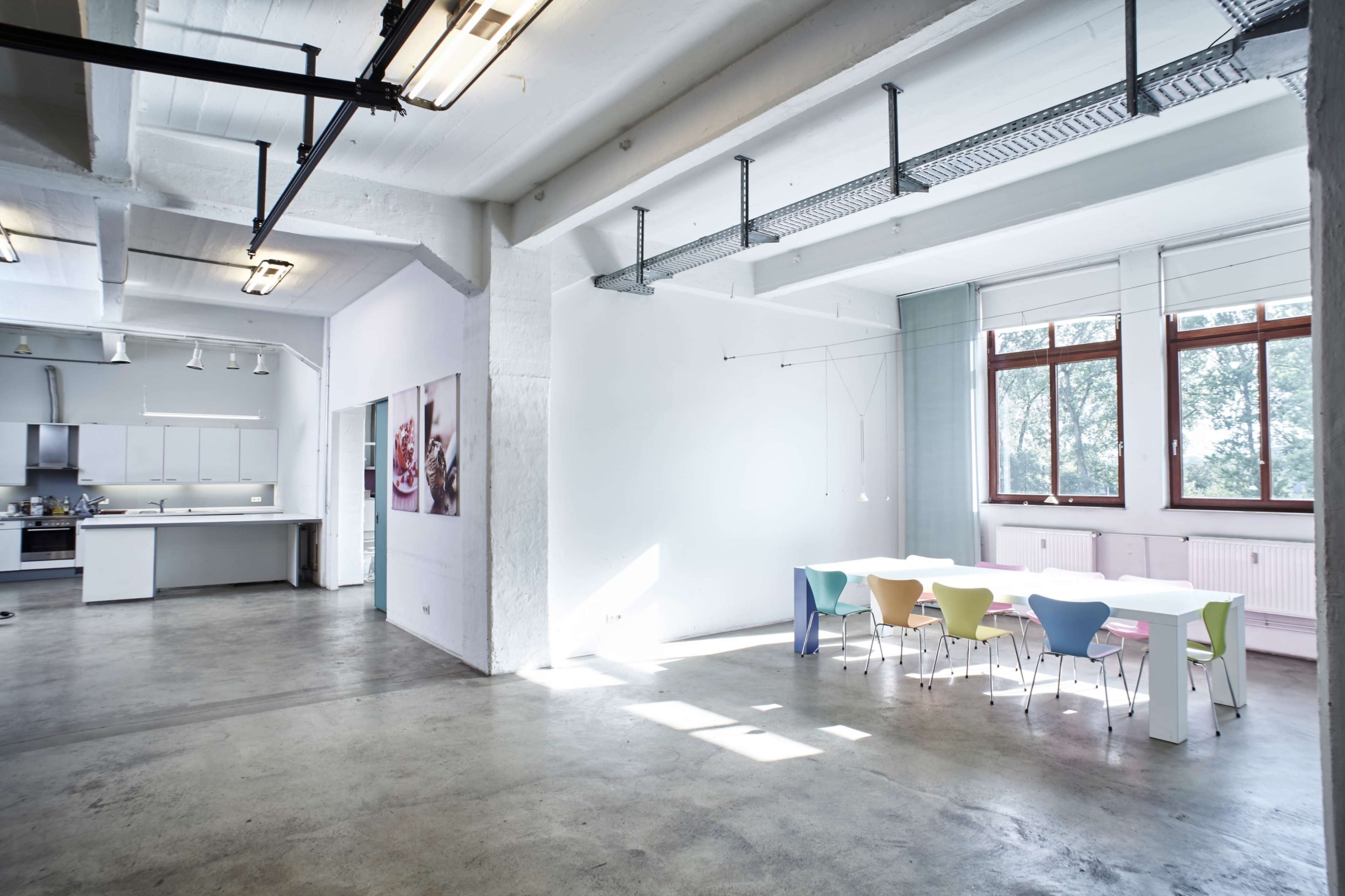 Studio direkt an der Elbe -500 m² im historischen Speicher von 1897 Image in Rothenburgsort, Hamburg