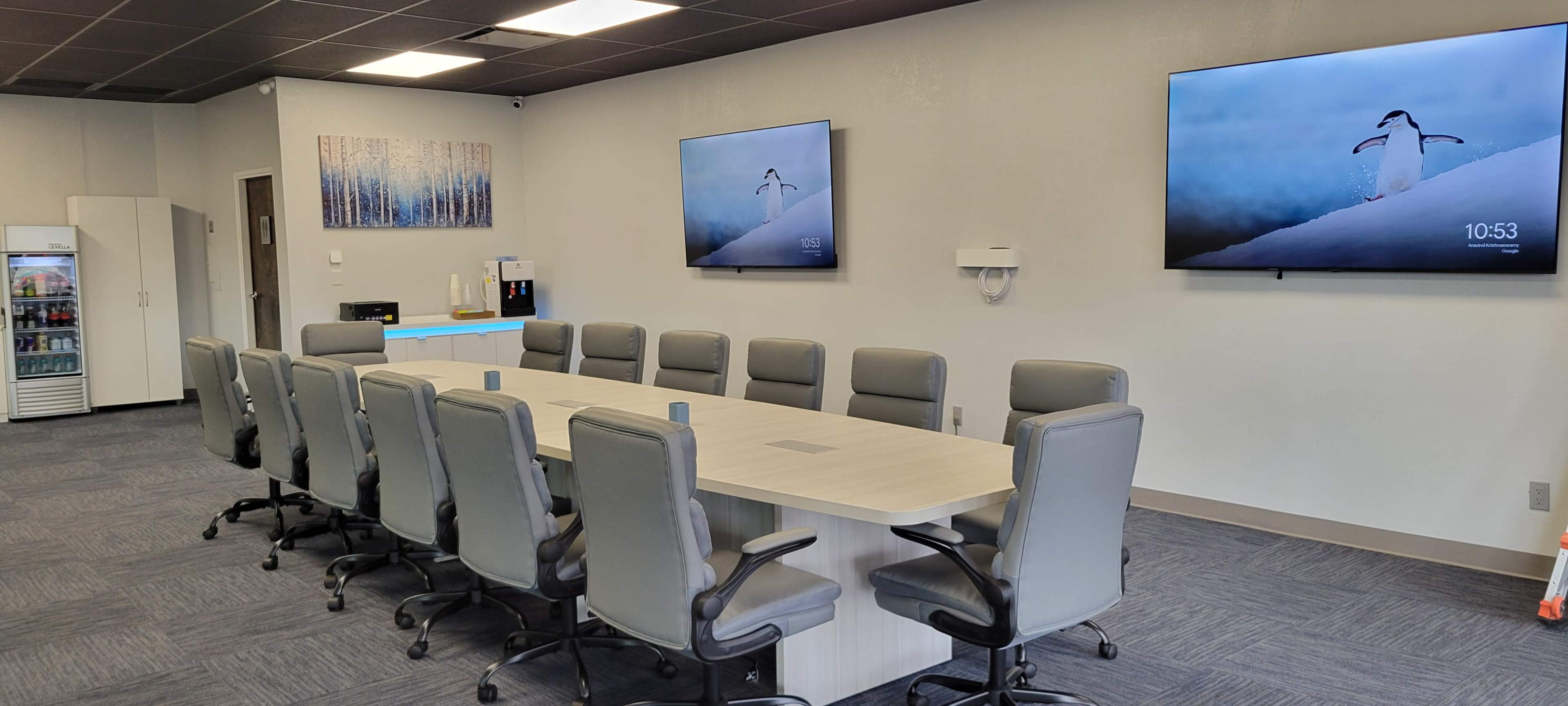Spacious Modern Meeting Venue with Free Parking Image in Anaheim Hills, Anaheim, CA