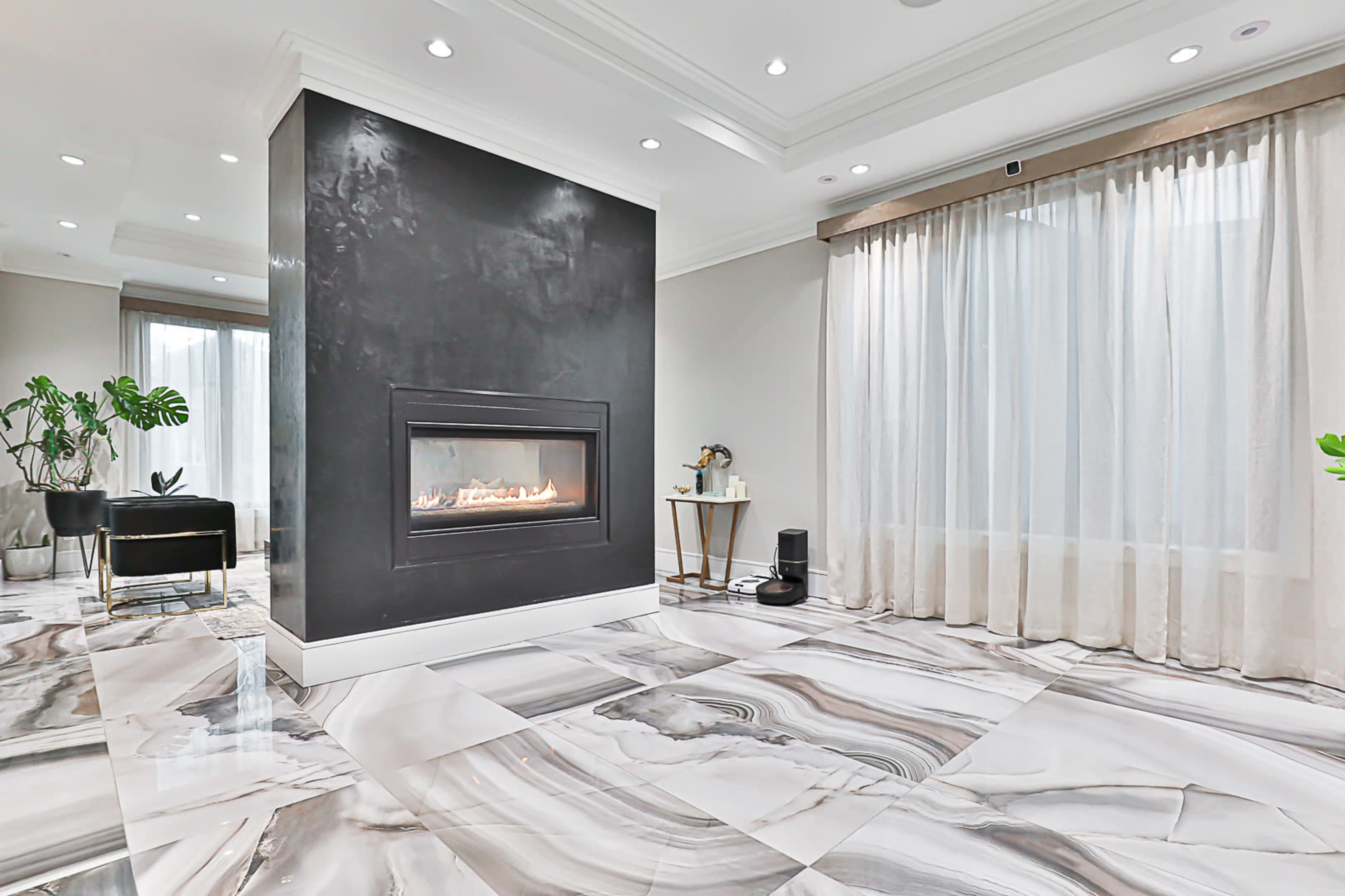 Luxurious HoWelcome to oneElevate your next event, productio or corparate gathering in this stunning 5 bedroom luxury house located in Torntouse Toronto Image in Banbury-Don Mills, Toronto, ON