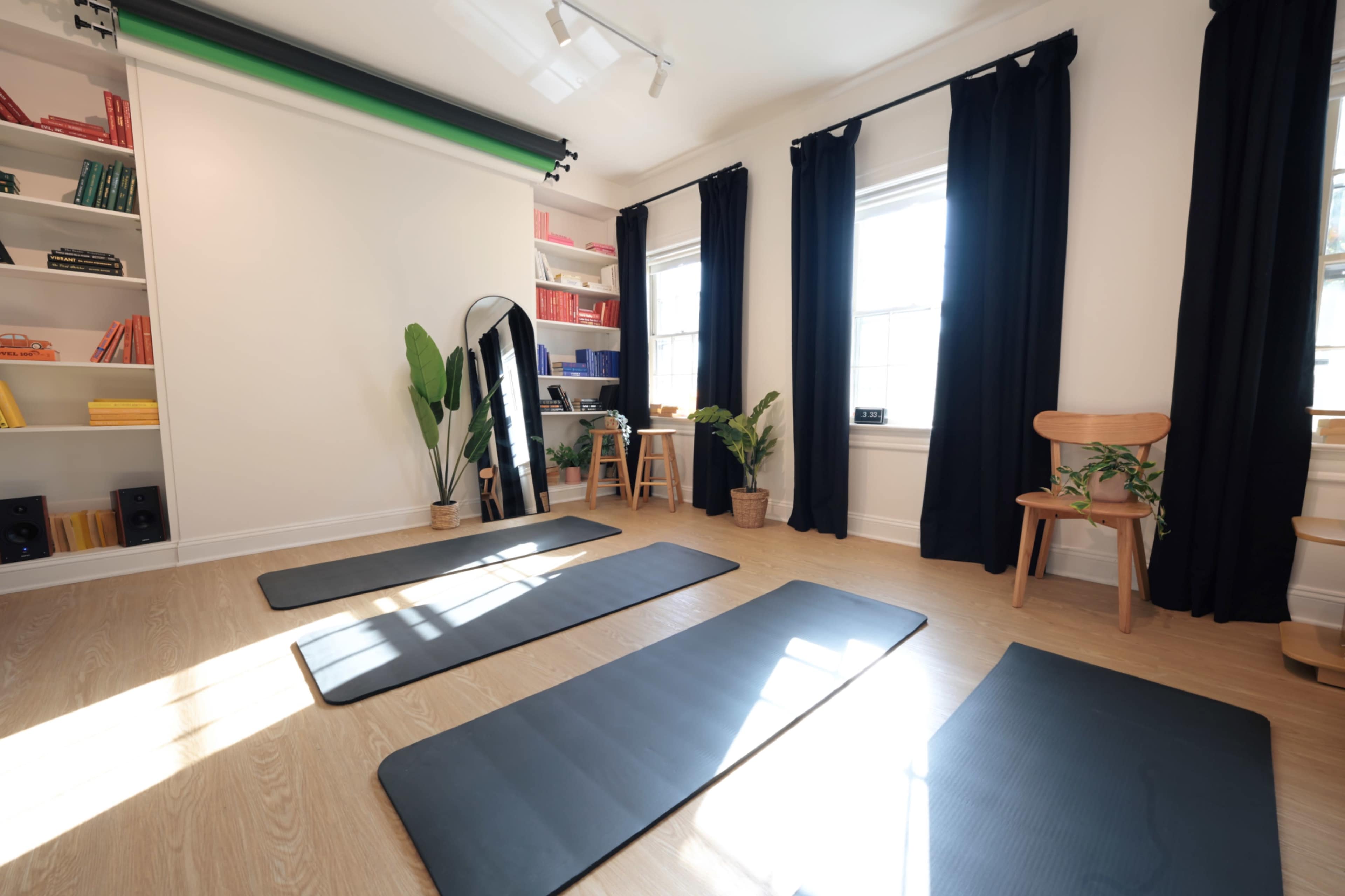 Fully Equipped Multipurpose Natural Light Studio in Dupont Image in Northwest Washington, Washington, DC, DC