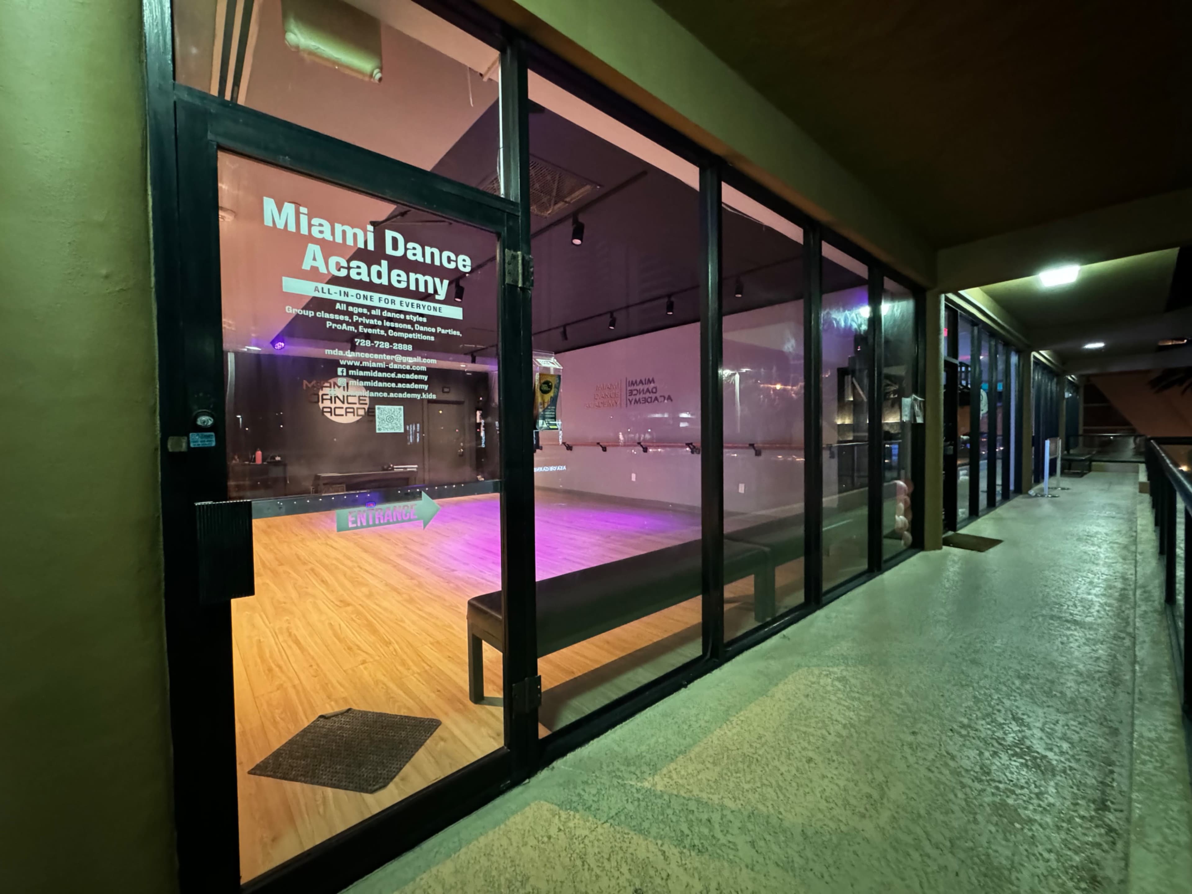 Sunny Isles Beach, North Miami Beach, Urban Image in Sunny Isles Beach, Sunny Isles Beach, FL