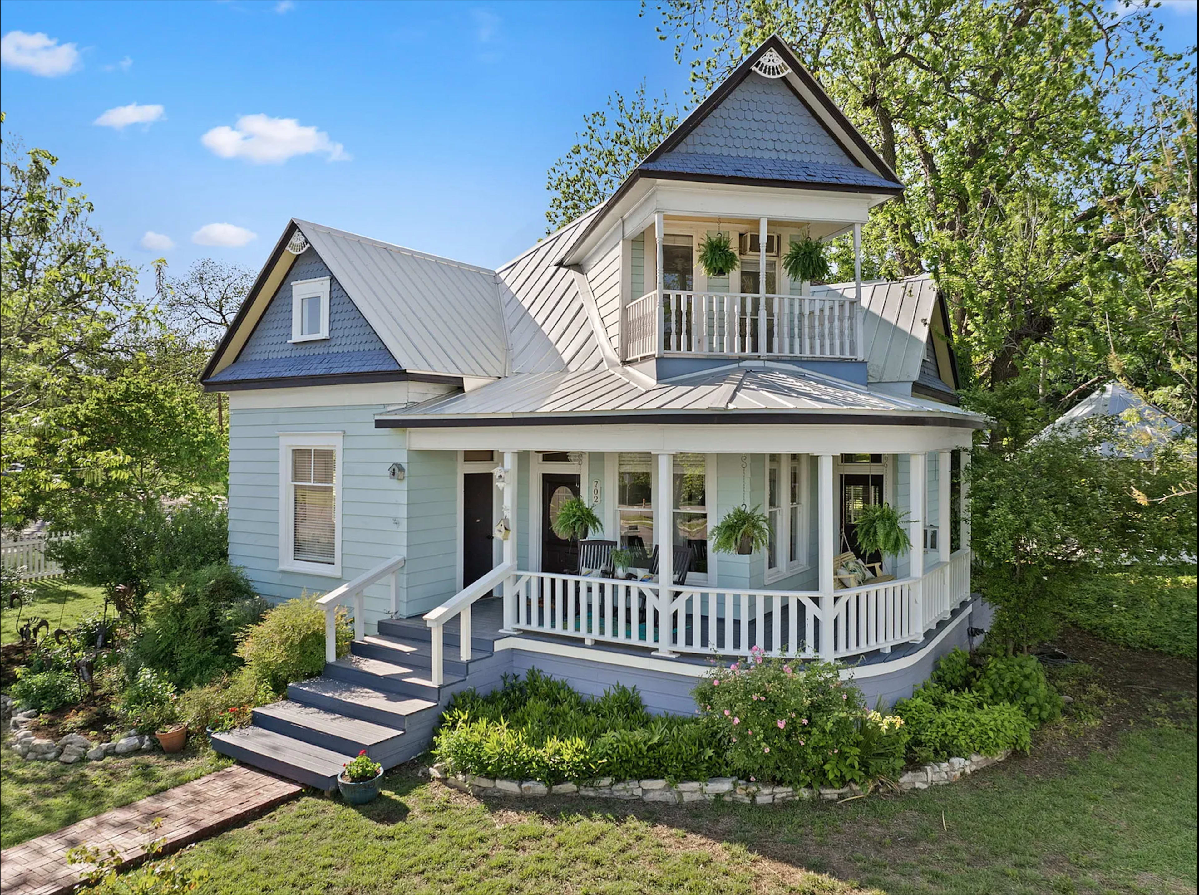 Historic Round Rock Creative Rental Studio Image in Round Rock Original Plat, Round Rock, TX