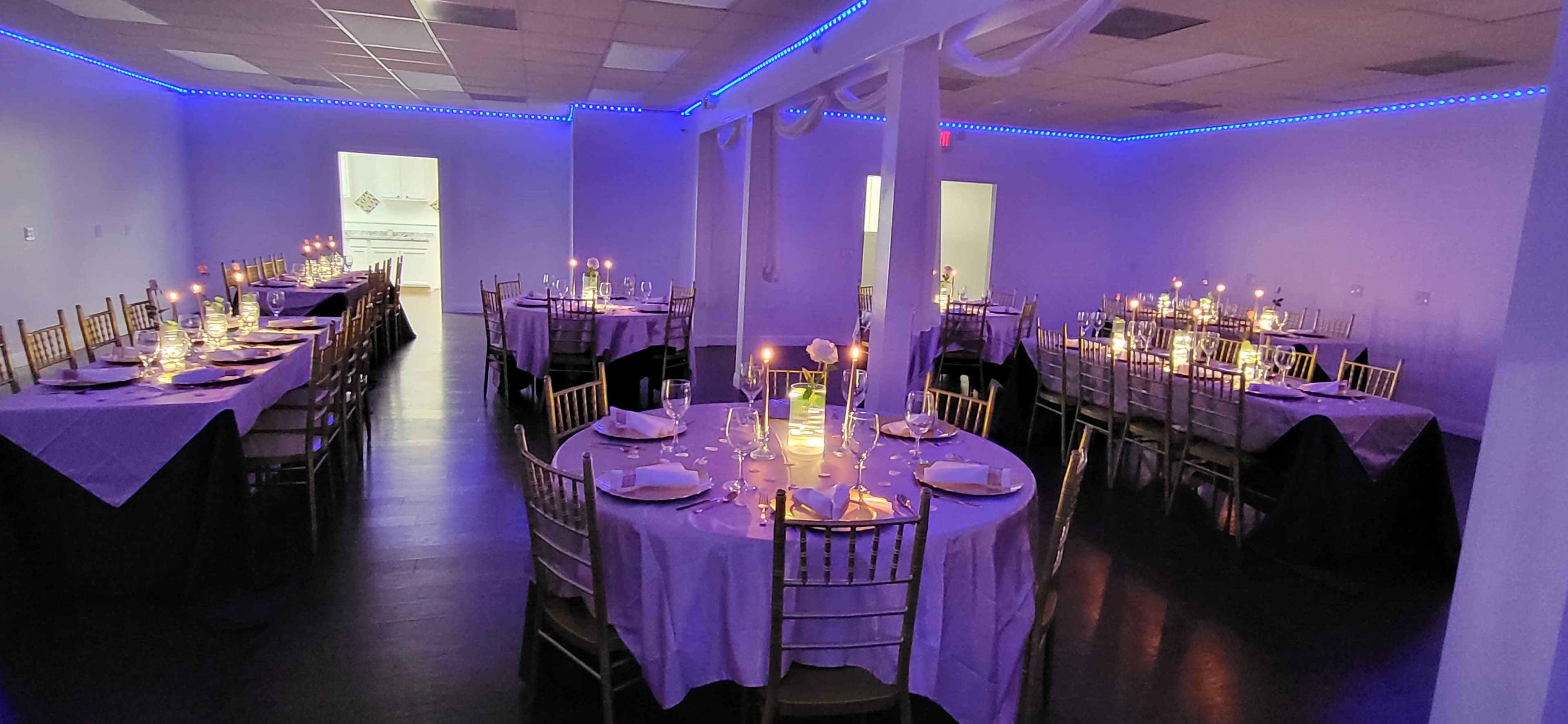Luxury Intimate Event Venue with Natural Light & Gold Chiavari Chairs | Austell, GA Image in Austell, Austell, GA