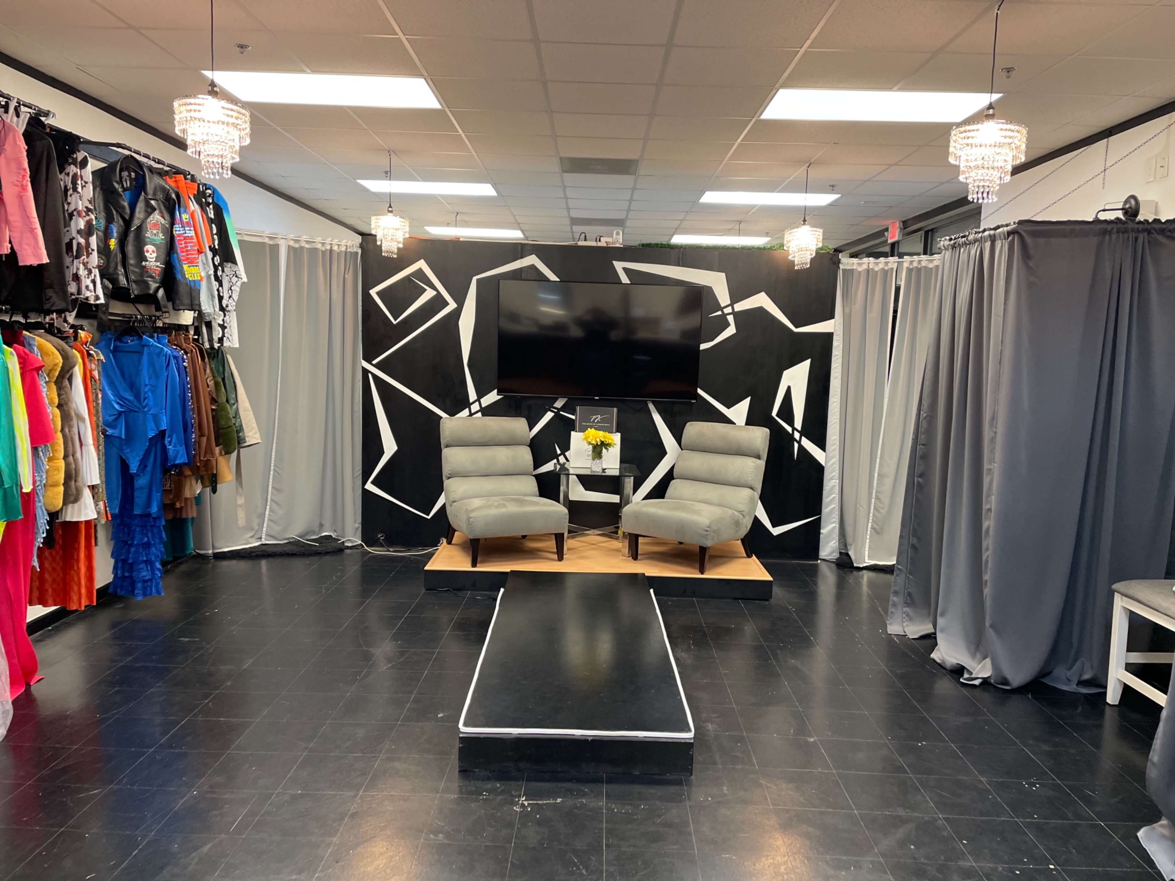 “Peachtree Industrial’s Finest Boutique Event/Studio” Image in , Berkeley Lake , GA, GA