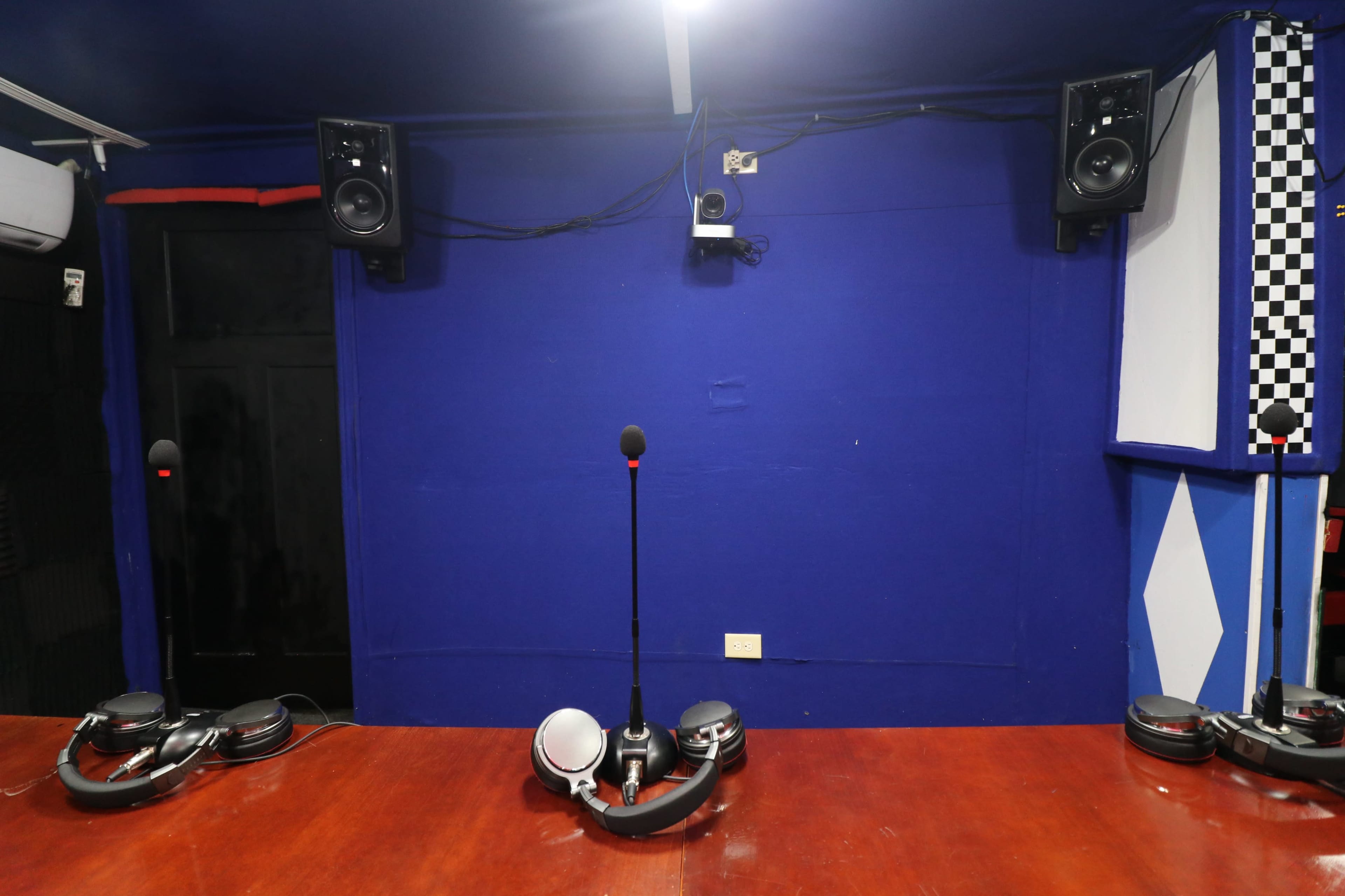 Broadcast-Ready Radio & Podcast Studio | 5 Mics | Columbus East Side Image in Brandywine, Columbus, OH