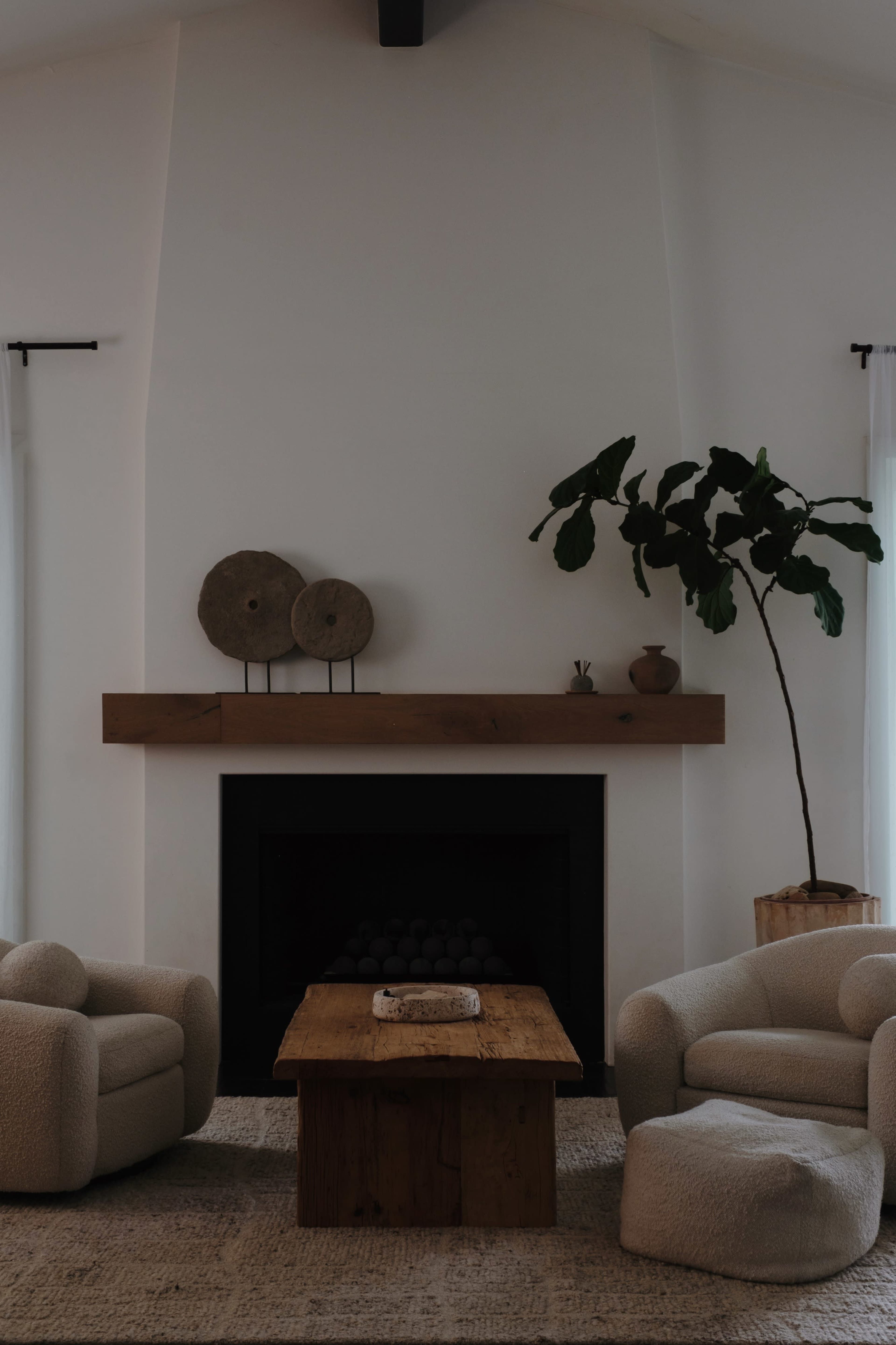 HAUS OF PALMS:  Bright and Airy Home with Breathtaking Views Image in Woodland Hills, Woodland Hills, CA