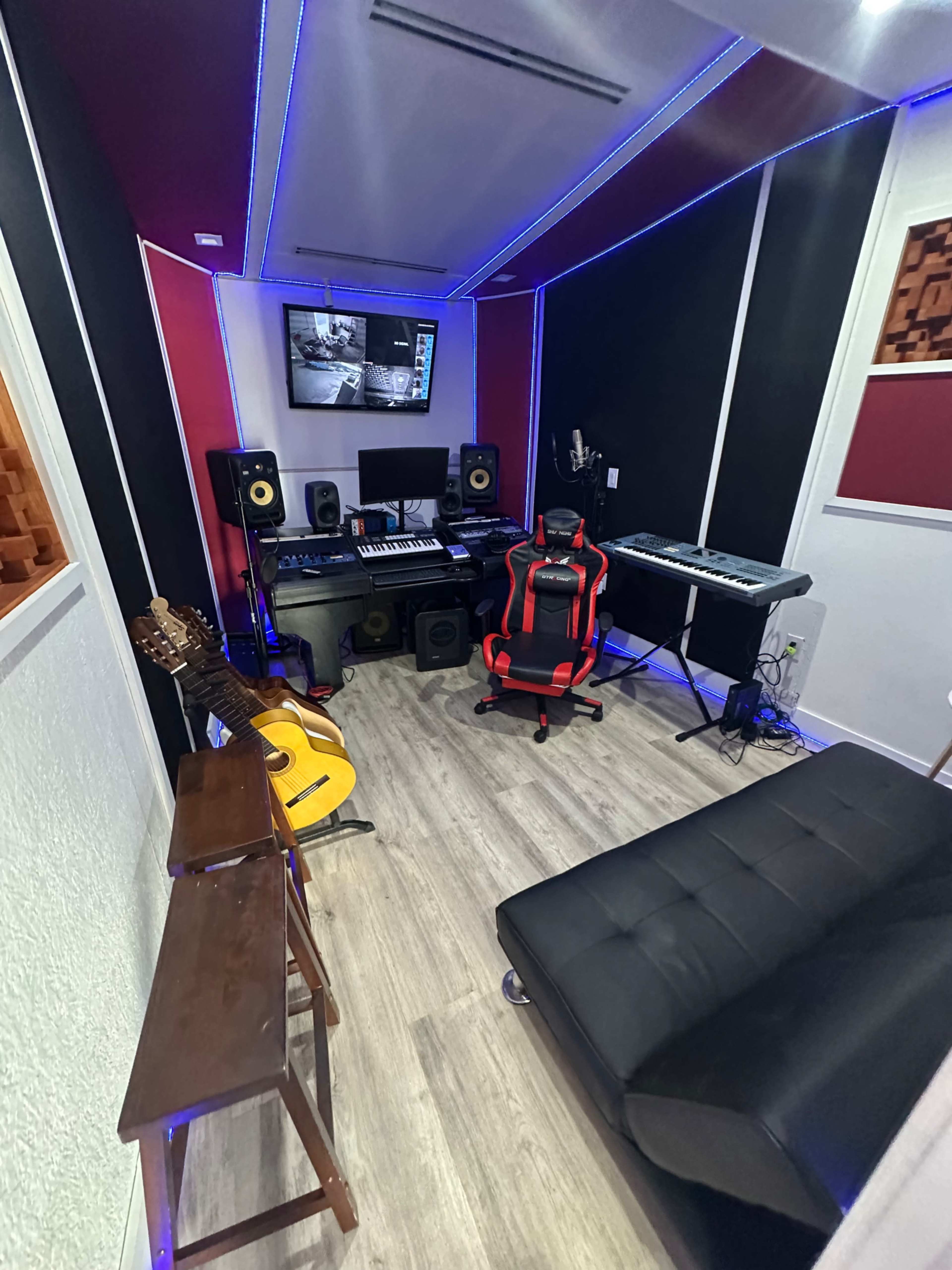 Rehearse record create space in south Florida Image in , Miami, FL
