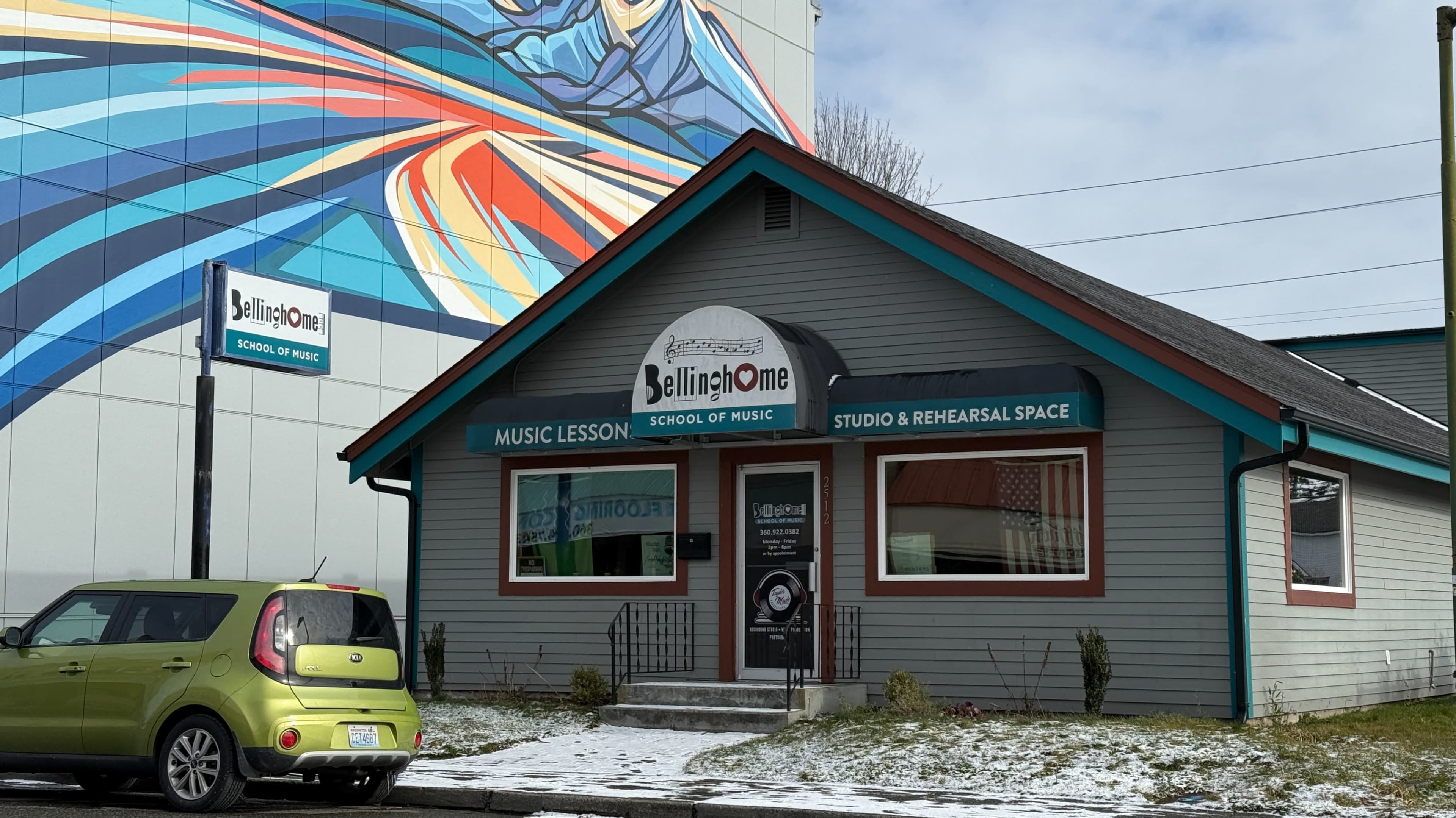 Fountain District Rehearsal Space - Studio #7 Image in Cornwall Park, Bellingham, WA