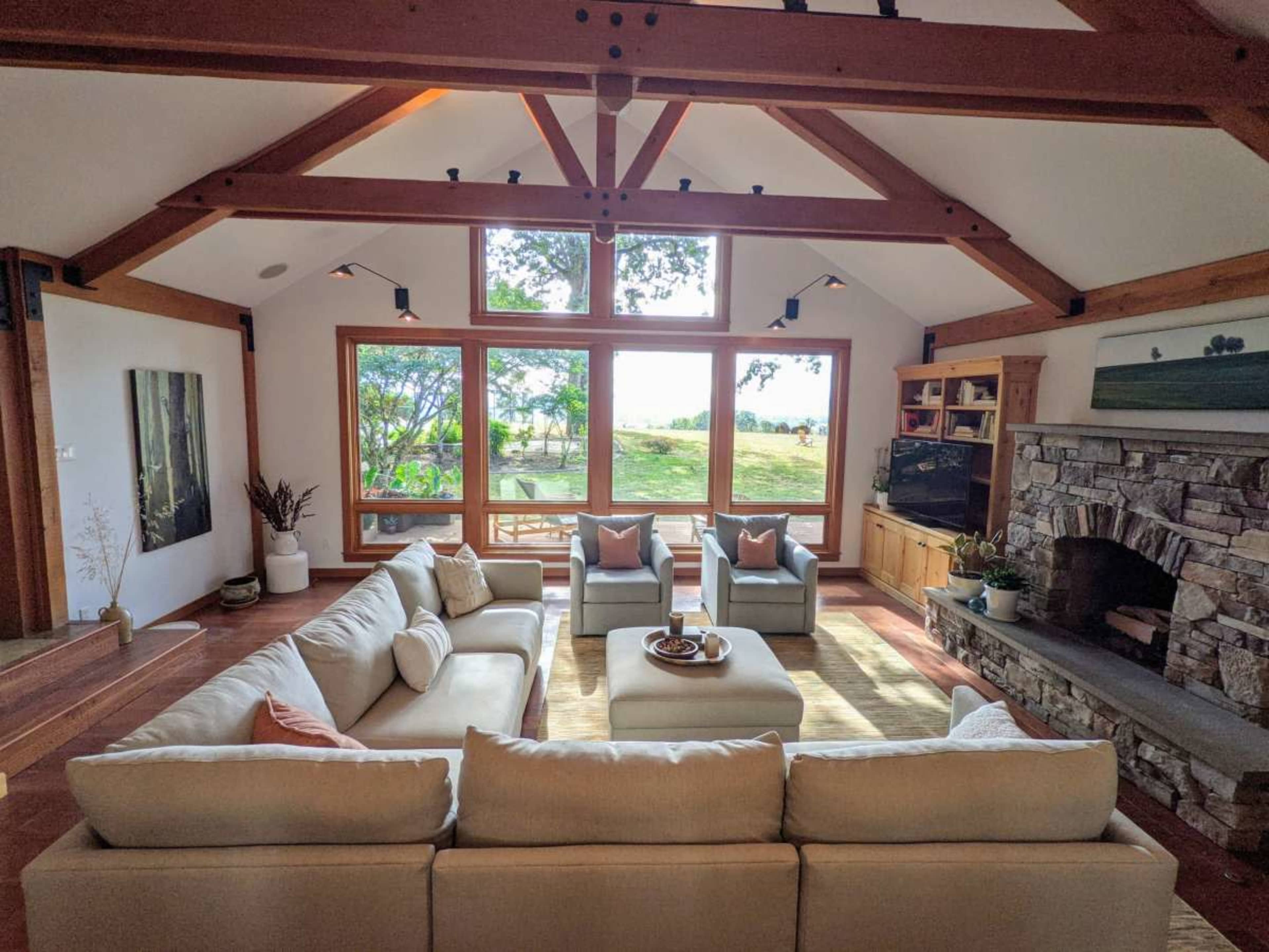 Rivenwood - 16 Acre Oregon Wine Country Estate Image in , Carlton, OR