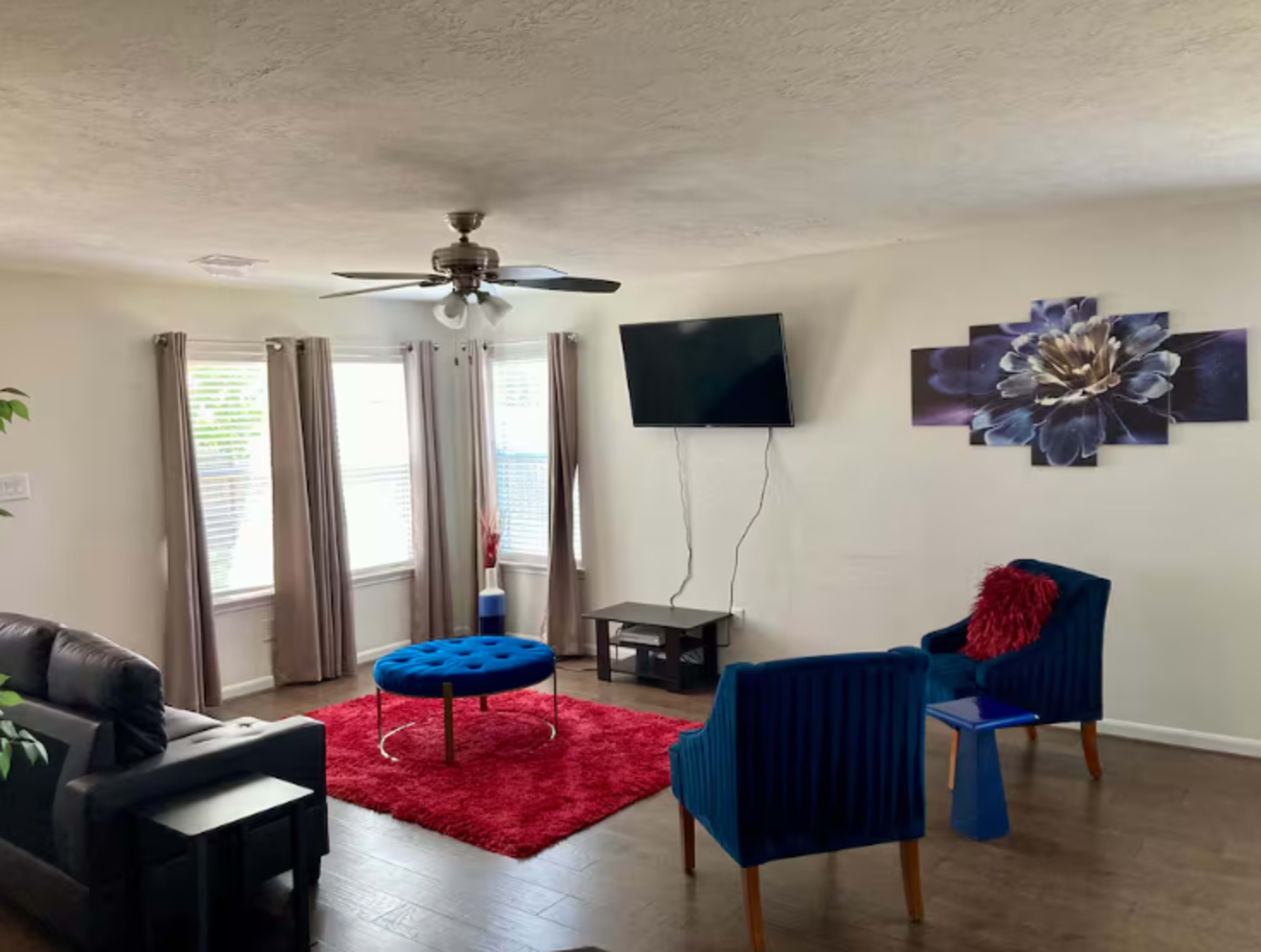 Suburban Minimalist home Image in , Katy, TX