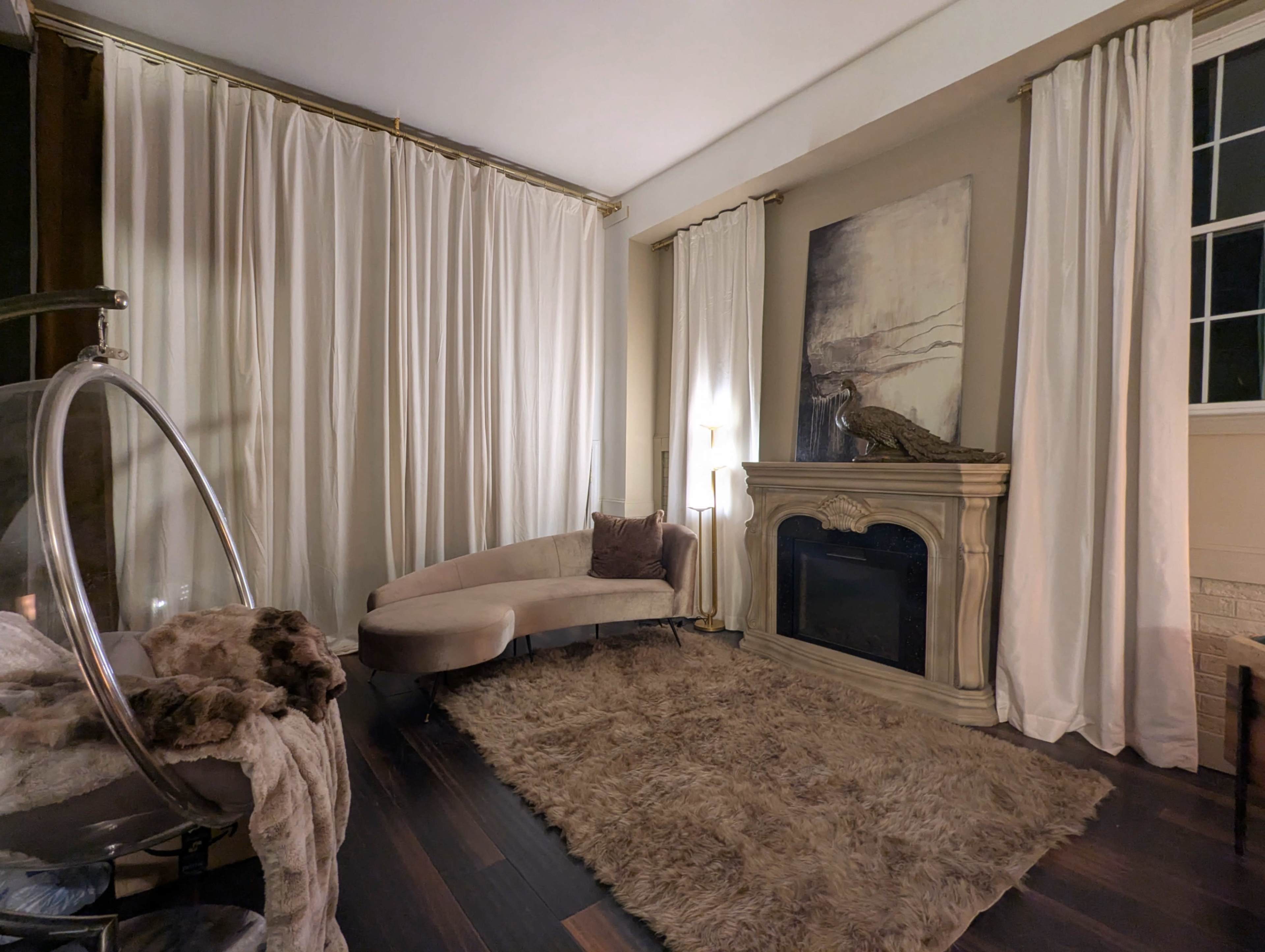 Modern Luxury Studio Image in Charlotte, Charlotte, NC