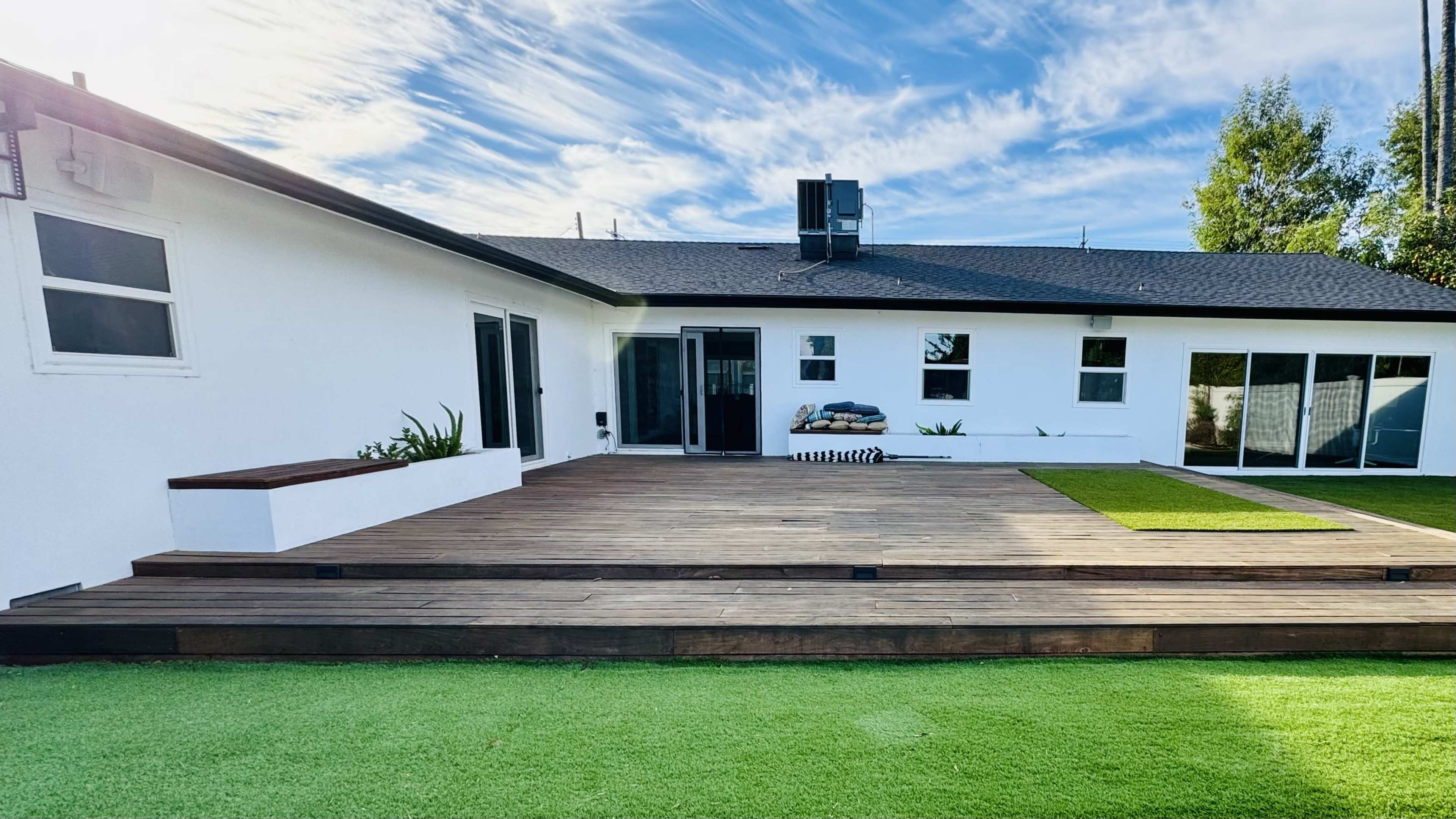 Modern Backyard Oasis with Pool & Outdoor Kitchen Image in Woodland Hills, Woodland Hills, CA
