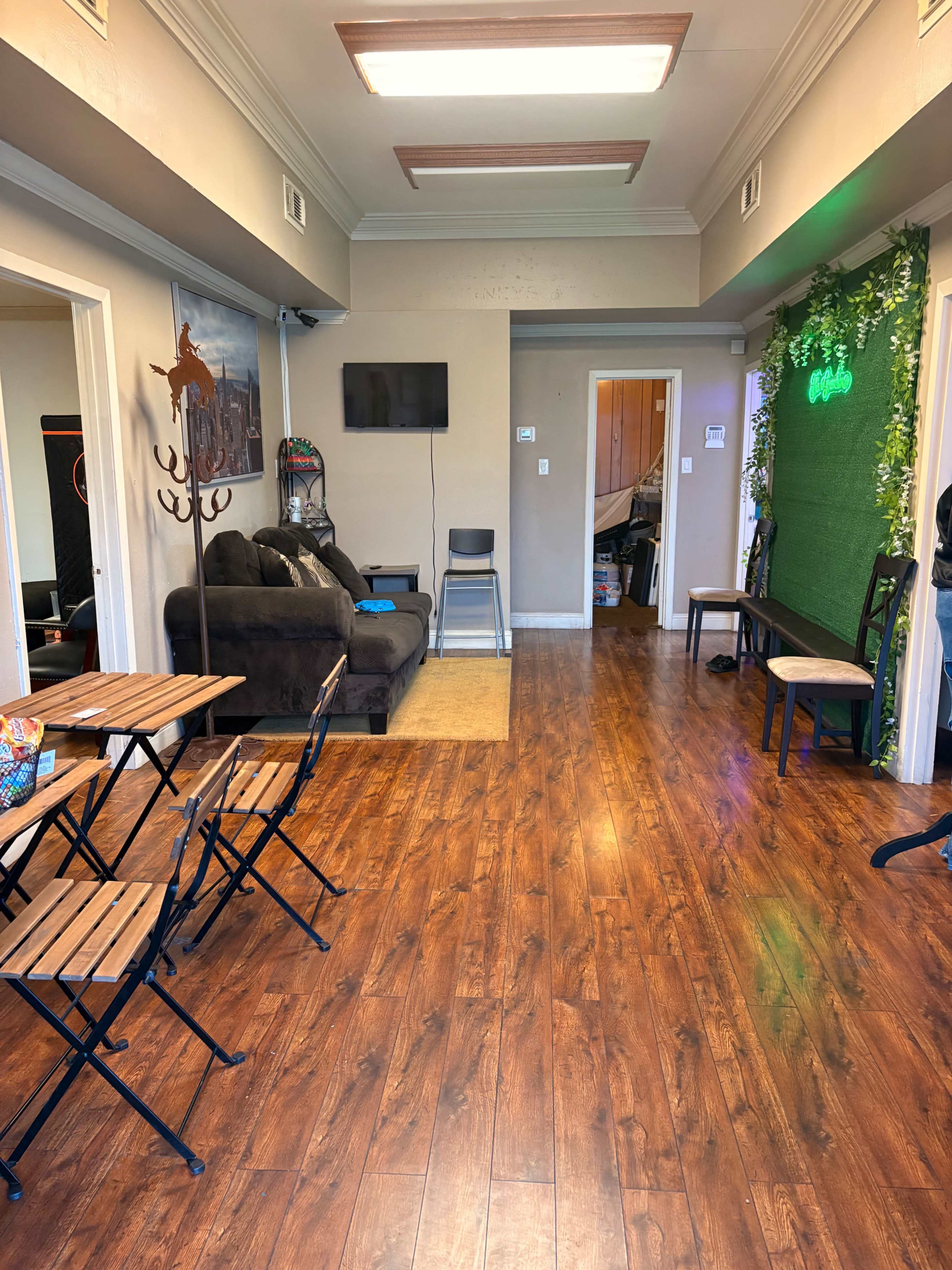 Studio Space Image in Washington Avenue Coalition / Memorial Park, Houston, TX