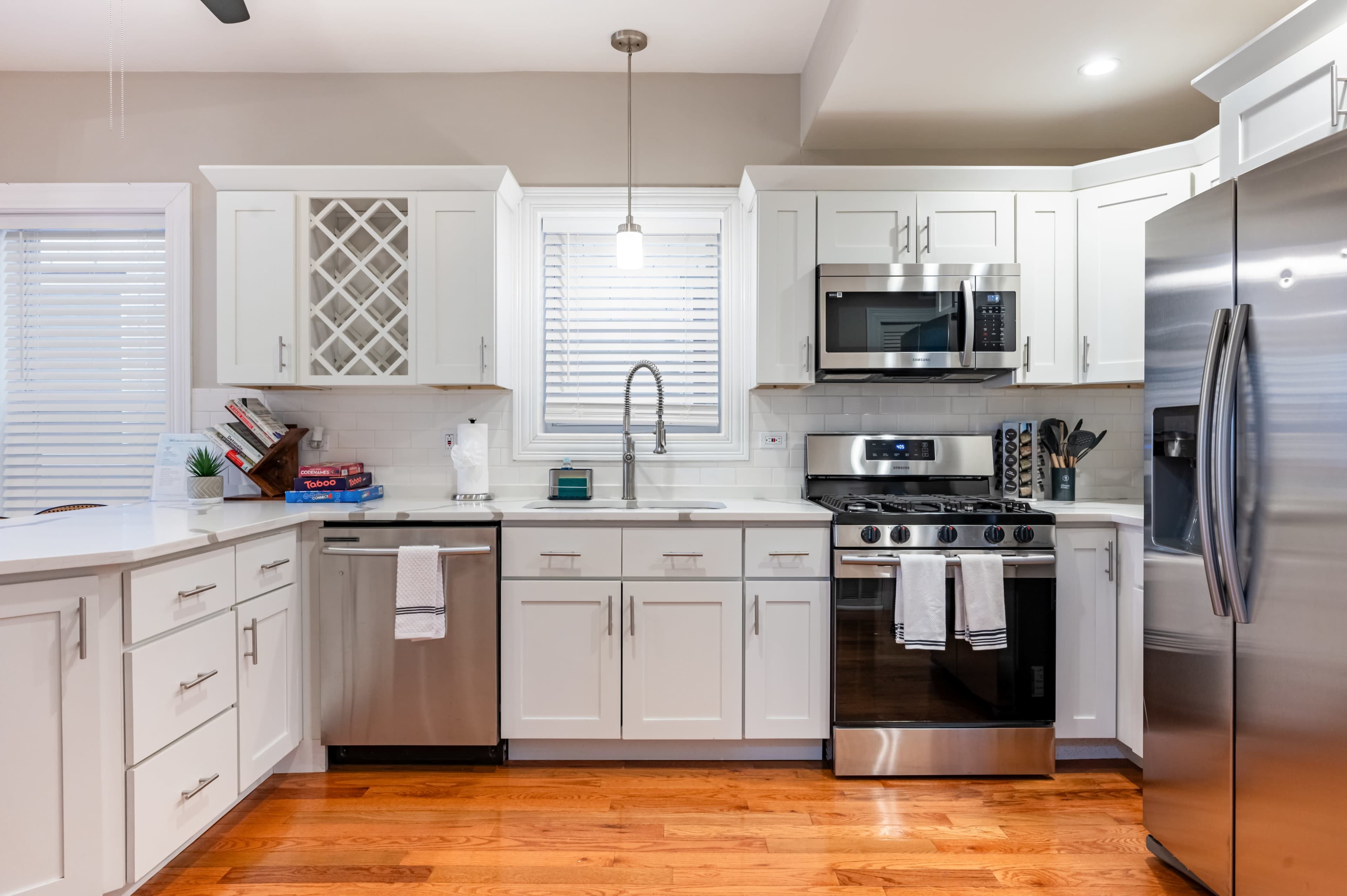 Chic Apartment for Production Image in Lincoln Park, Chicago, IL